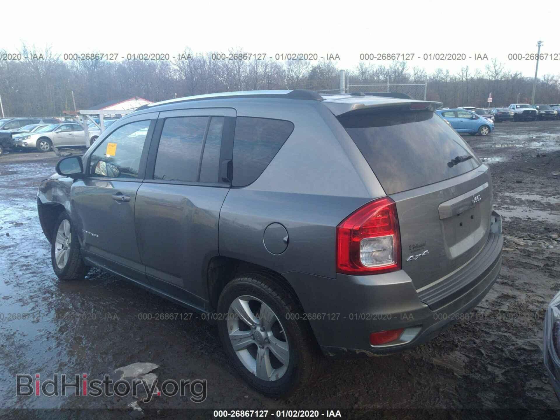 2012 Jeep Compass - VIN: 1C4NJDEB5CD723070 - Photo 3