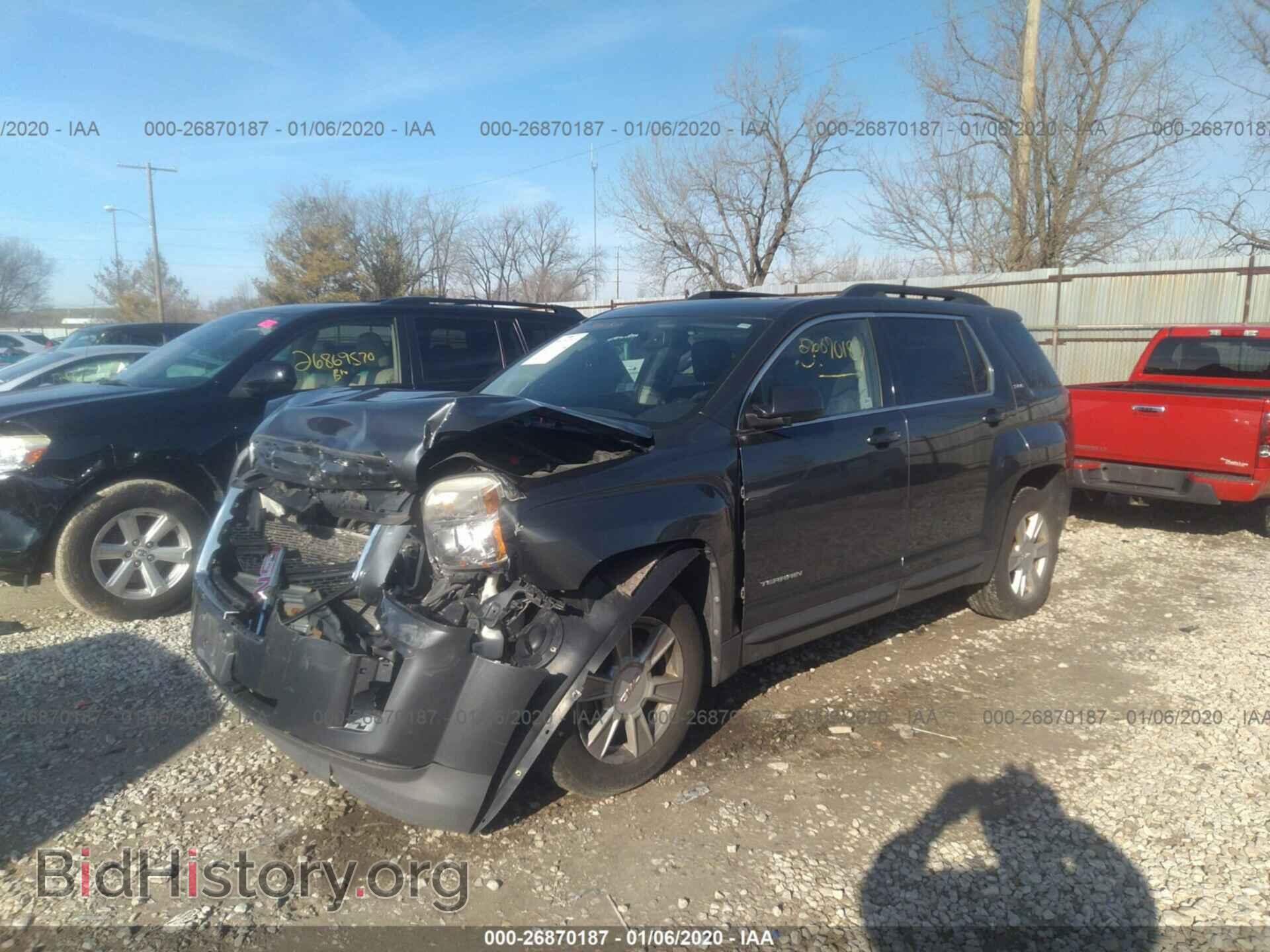 2011 GMC TERRAIN - VIN: 2CTALSEC5B6420846 - Photo 2