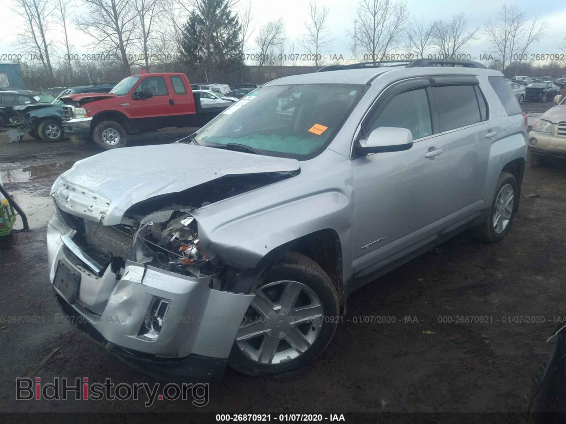 2011 GMC TERRAIN - VIN: 2CTFLTE52B6375393 - Фото 2
