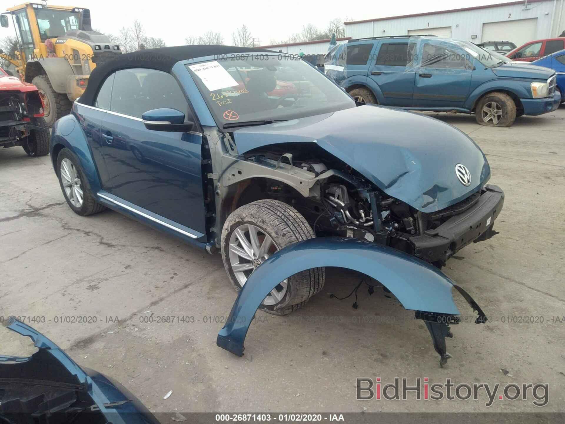 Photo 3VW5DAAT1KM507415 - VOLKSWAGEN BEETLE 2019