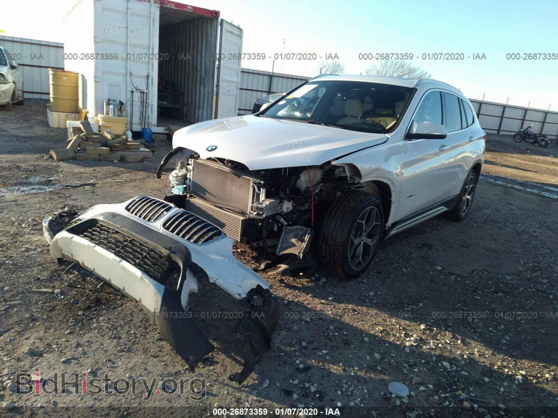 2017 BMW X1 - VIN: WBXHT3C3XH5F70836 - Фото 2