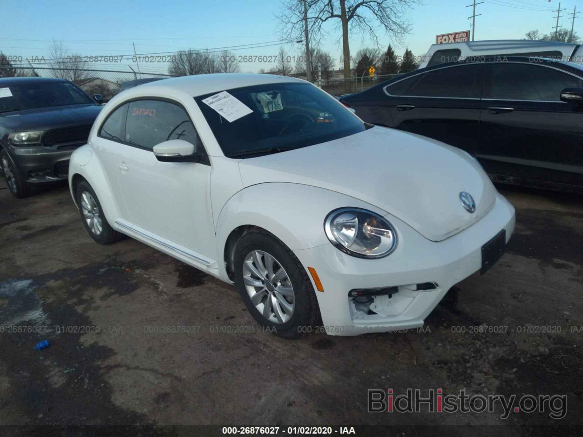 Photo 3VWFD7AT4KM711164 - VOLKSWAGEN BEETLE 2019