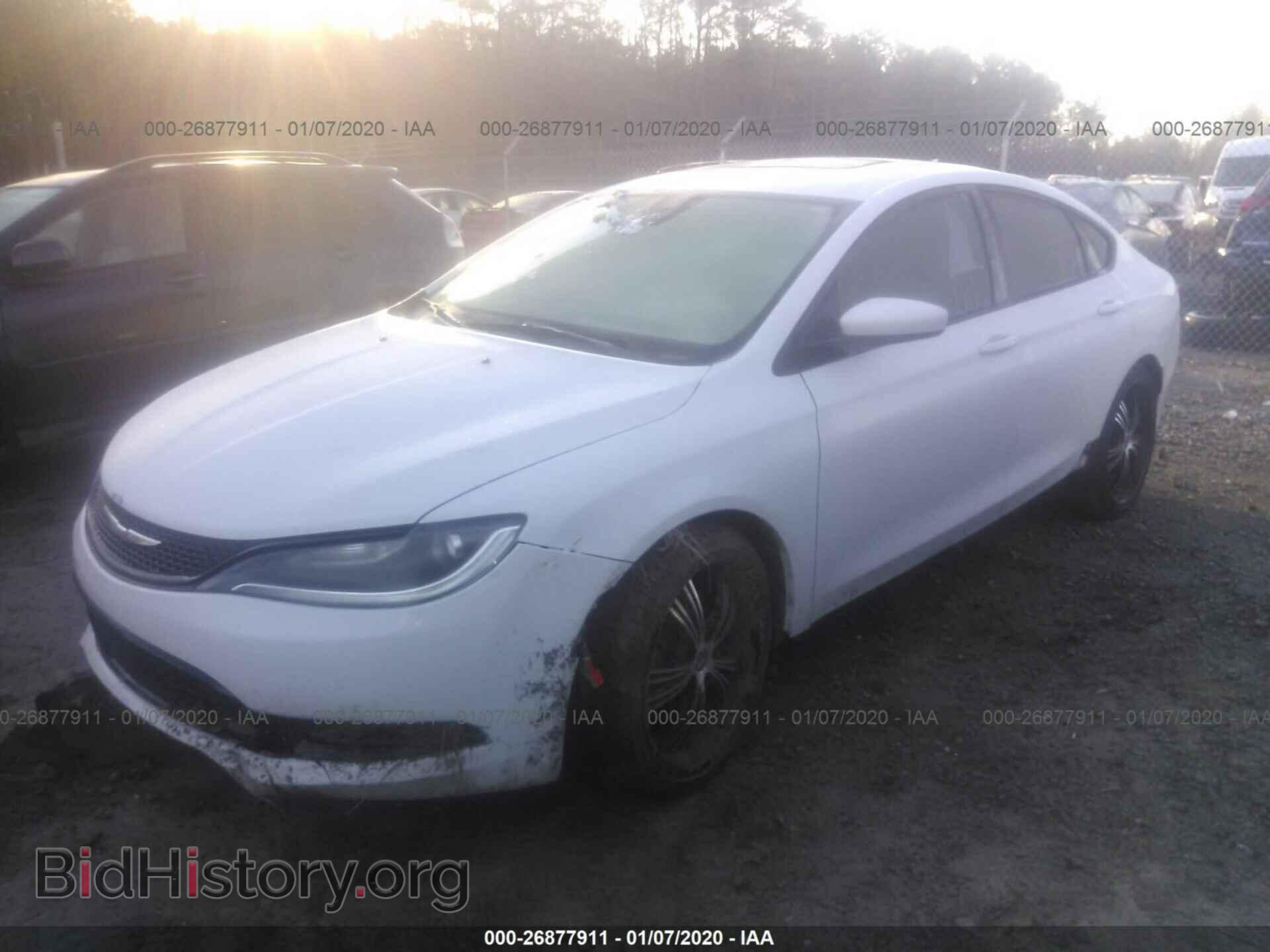 2015 CHRYSLER 200 - VIN: 1C3CCCBB5FN645523 - Фото 2