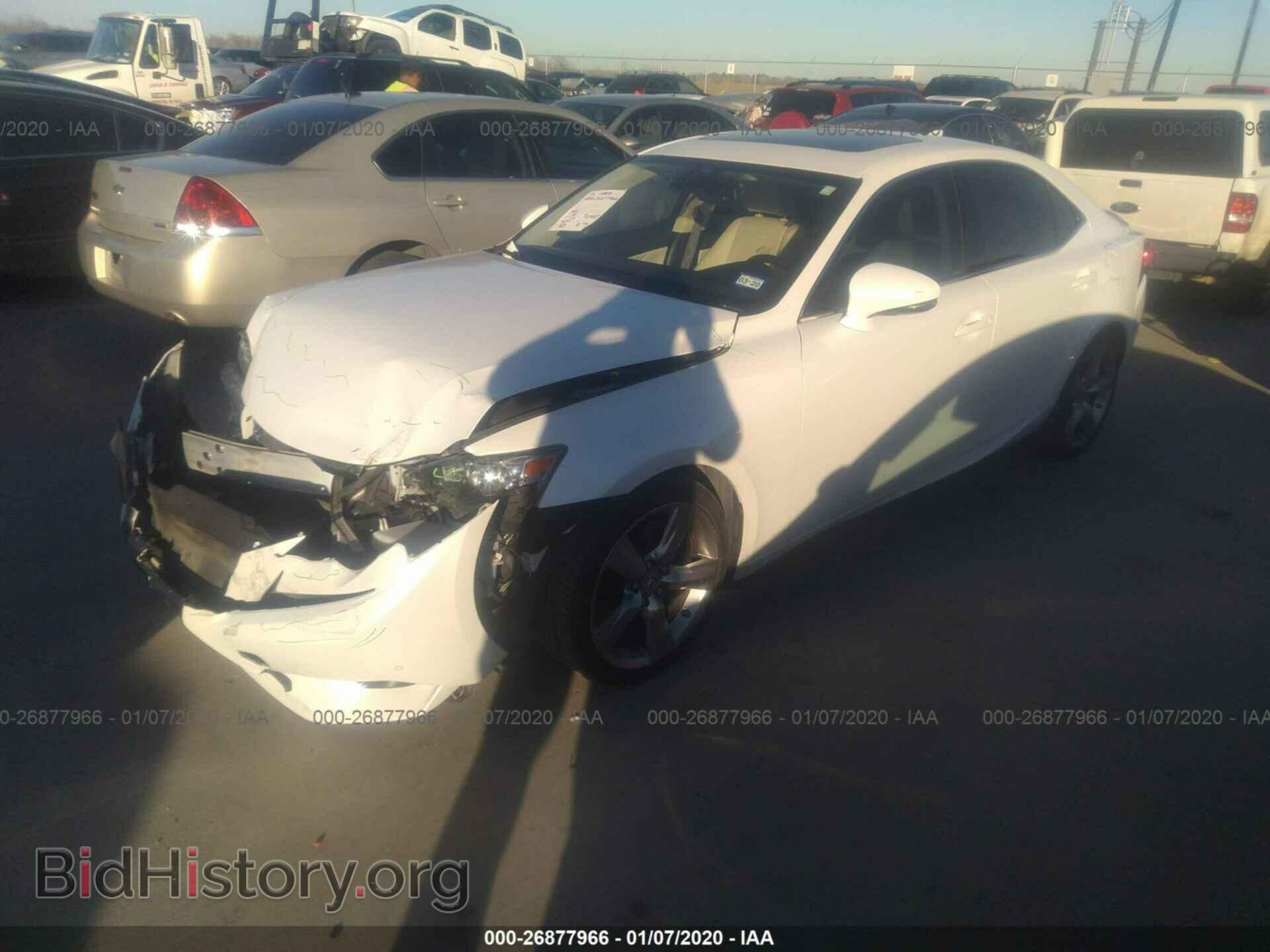 2014 LEXUS IS - VIN: JTHBE1D20E5000438 - Фото 2