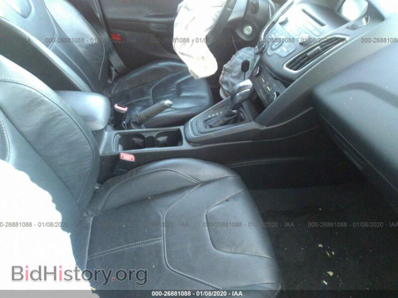 2016 Ford FOCUS (VIN 1FADP3K25GL299366) — photo 5 of 11