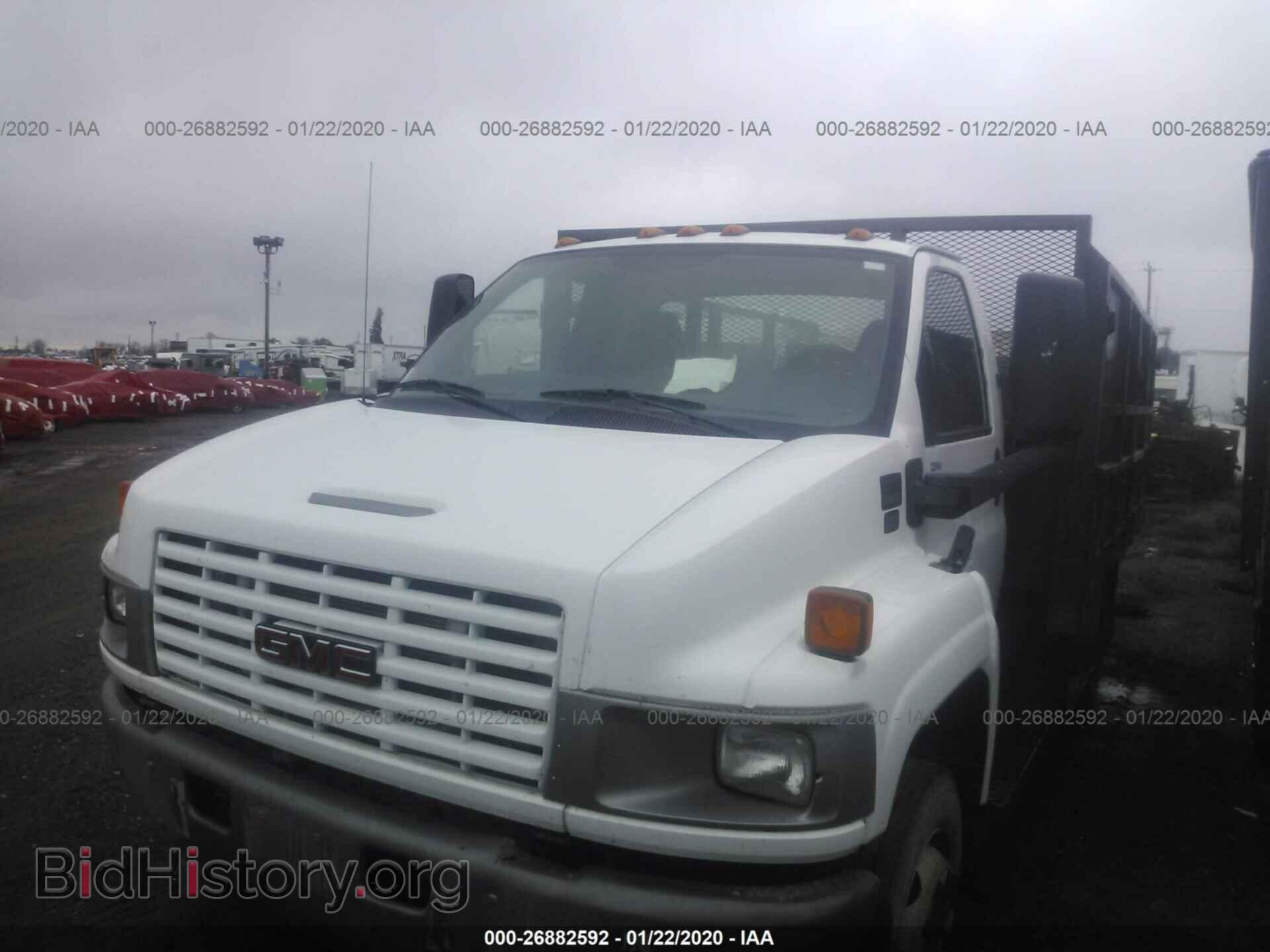 2008 GMC C5500 - VIN: 1GDJ5C1908F415313 - Photo 2