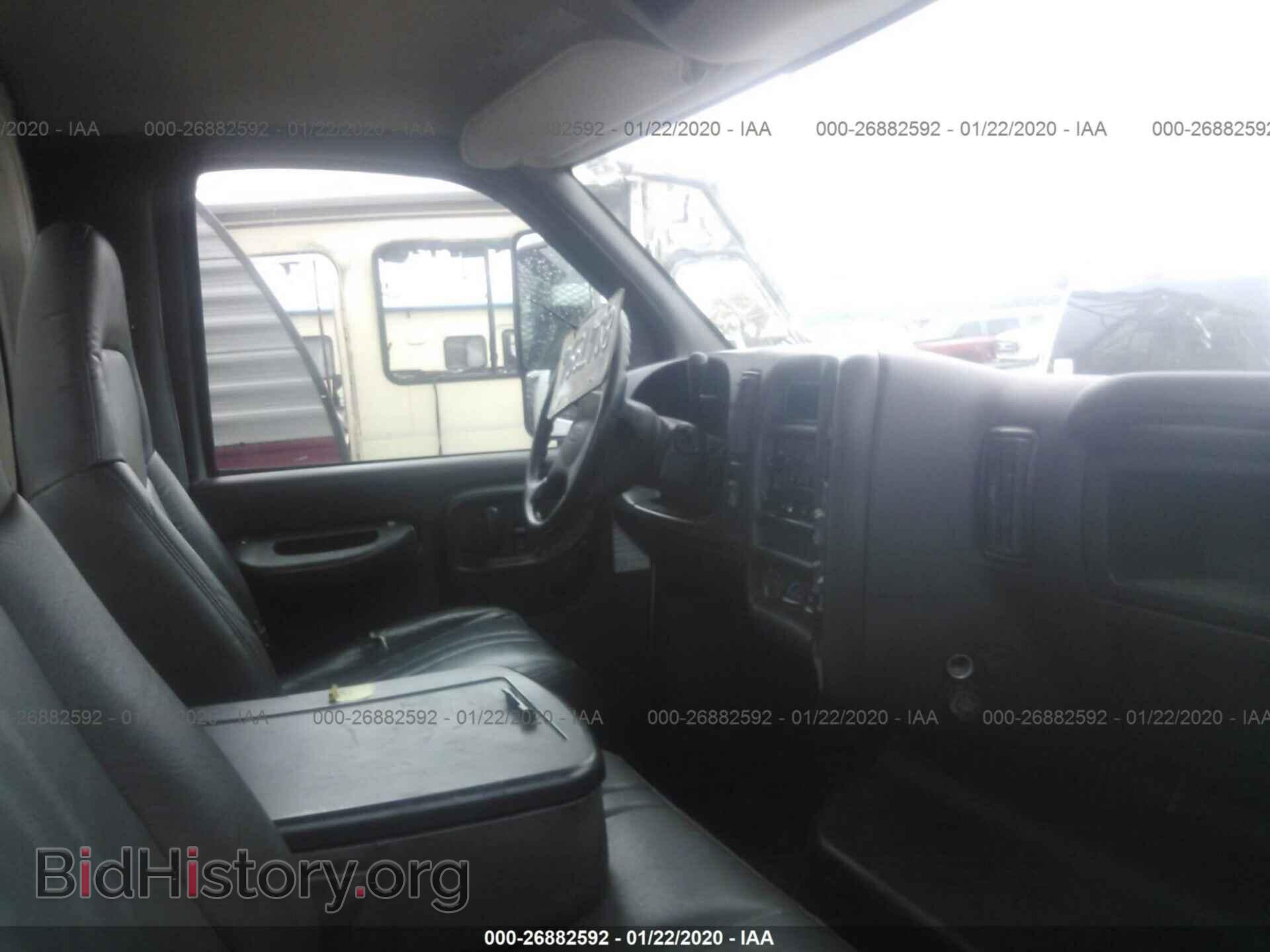 2008 GMC C5500 - VIN: 1GDJ5C1908F415313 - Photo 5