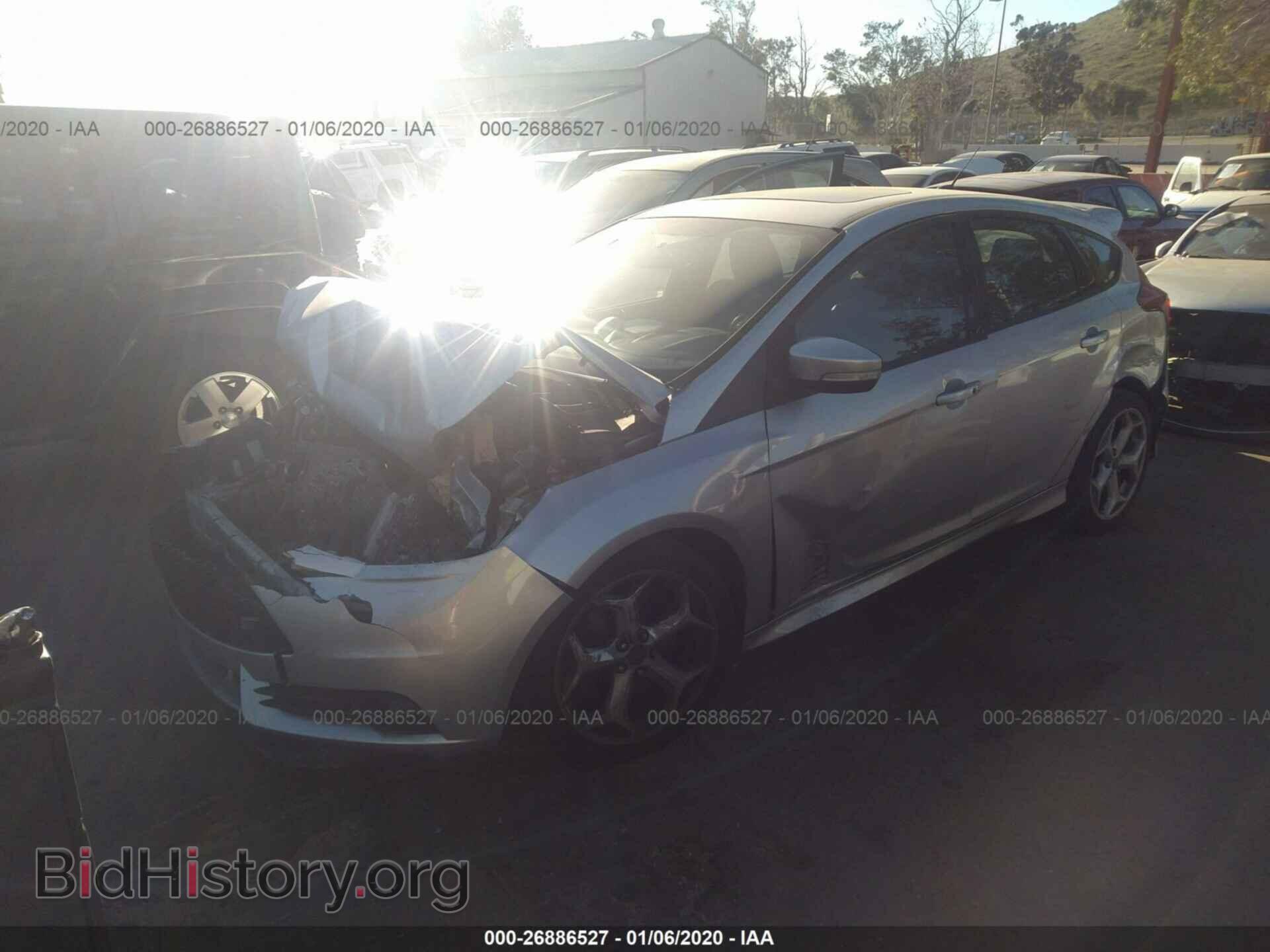 2013 Ford Focus - VIN: 1FADP3L90DL364356 - Photo 2