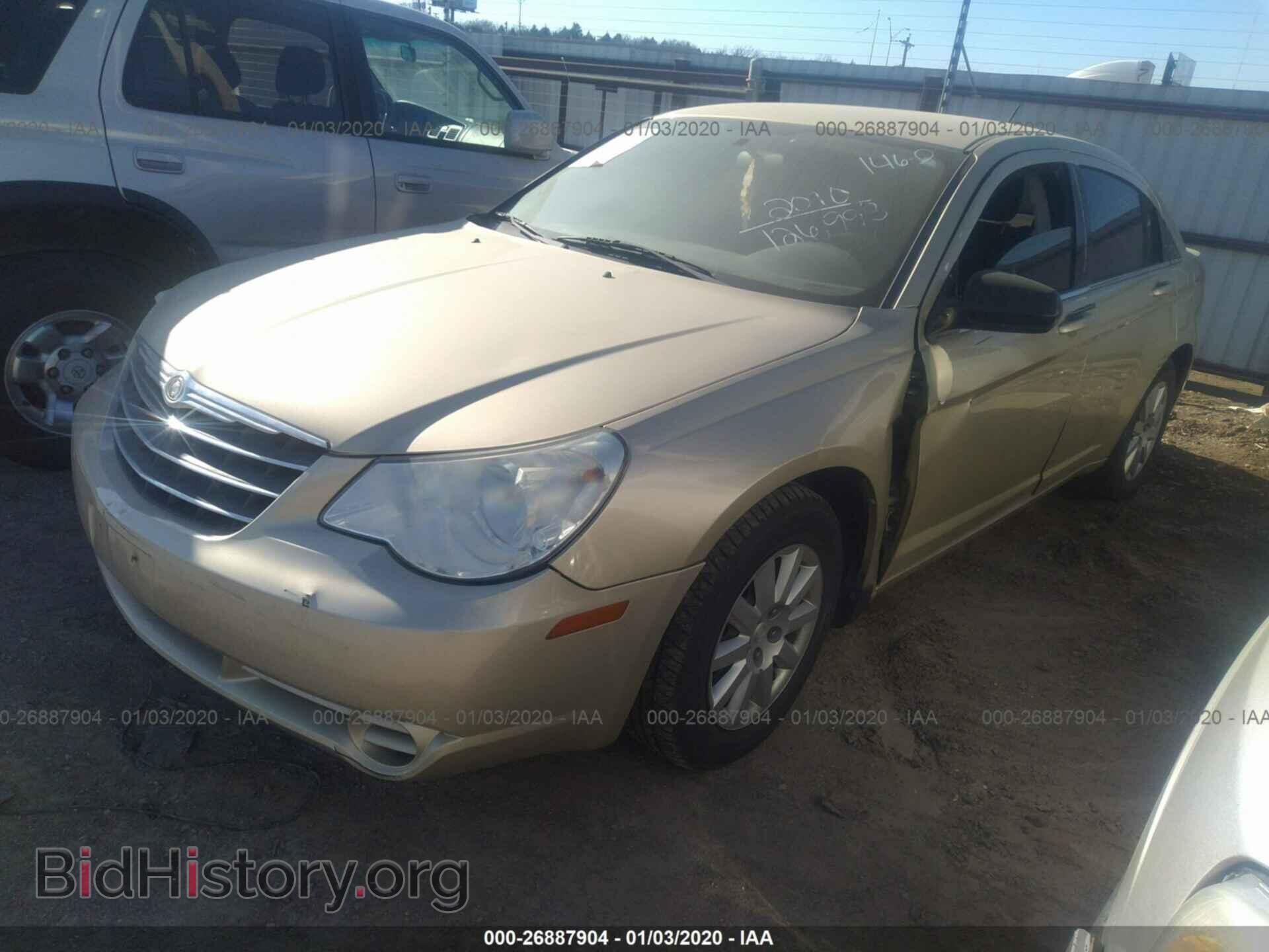 2010 Chrysler Sebring - VIN: 1C3CC4FB0AN206982 - Фото 2