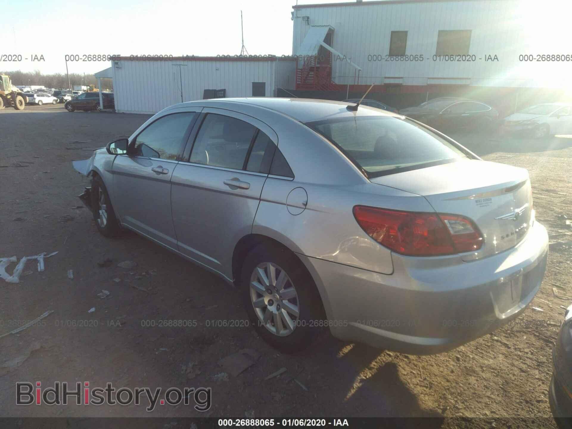 2010 CHRYSLER SEBRING - VIN: 1C3CC4FB7AN207109 - Photo 3