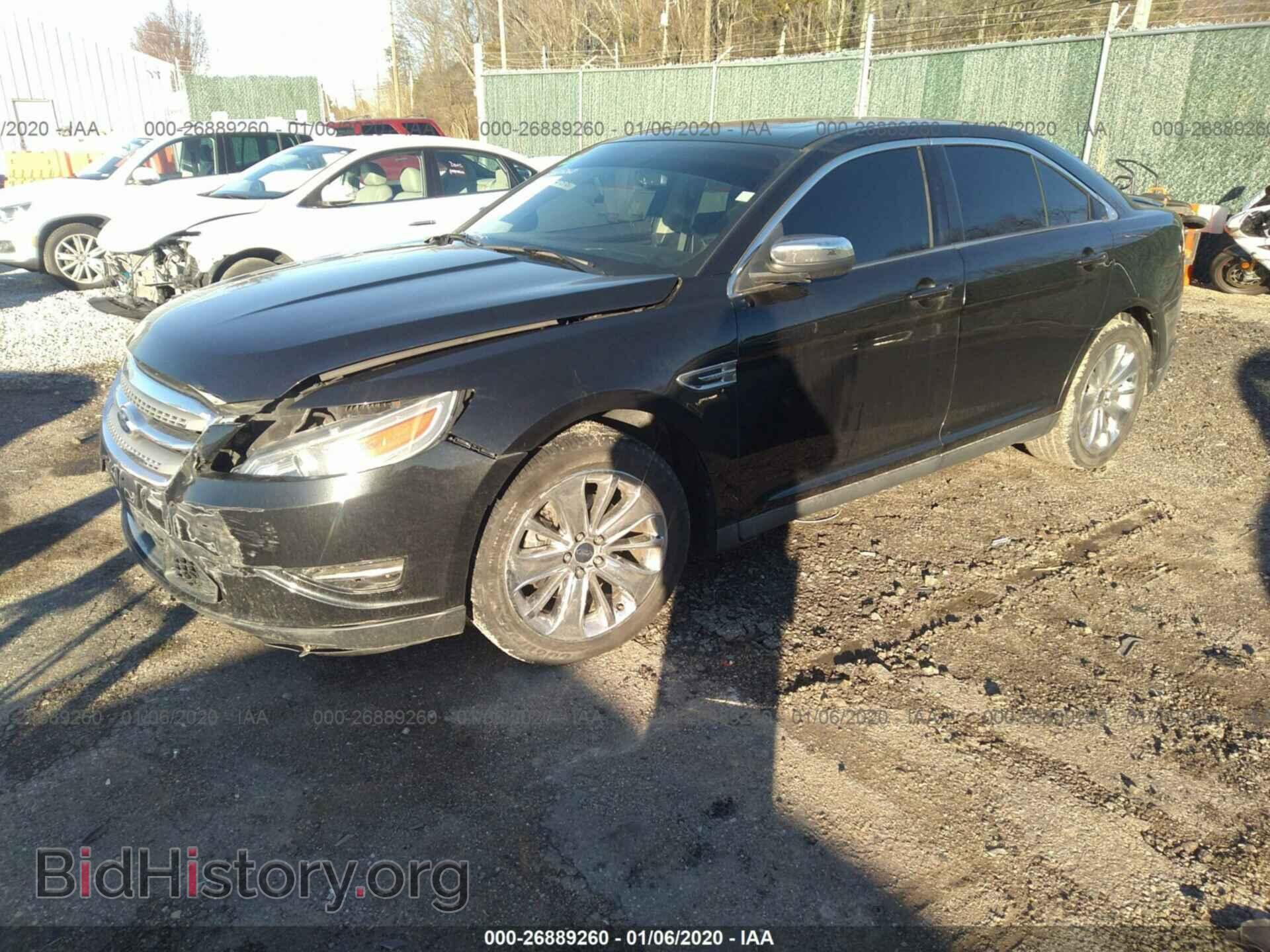 2011 FORD TAURUS - VIN: 1FAHP2FW0BG133587 - Фото 2