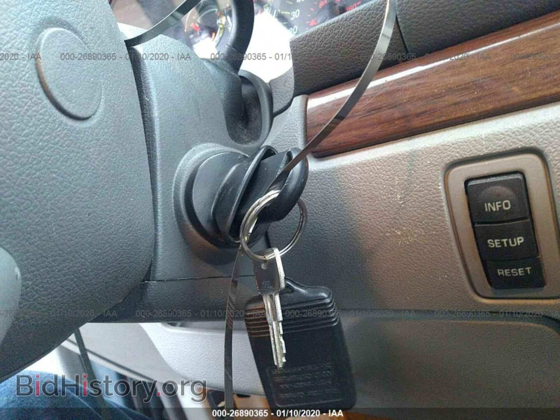 2004 FORD FREESTAR - VIN: 2FMDA58284BA42711 - Фото 11