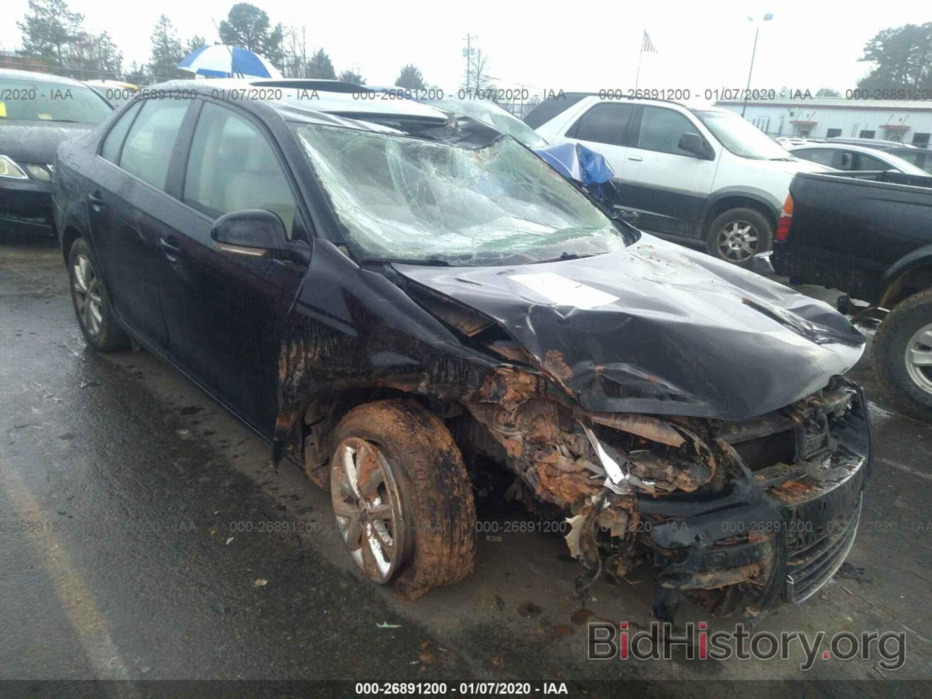 Photo 3VWRX7AJ3AM135861 - VOLKSWAGEN JETTA 2010