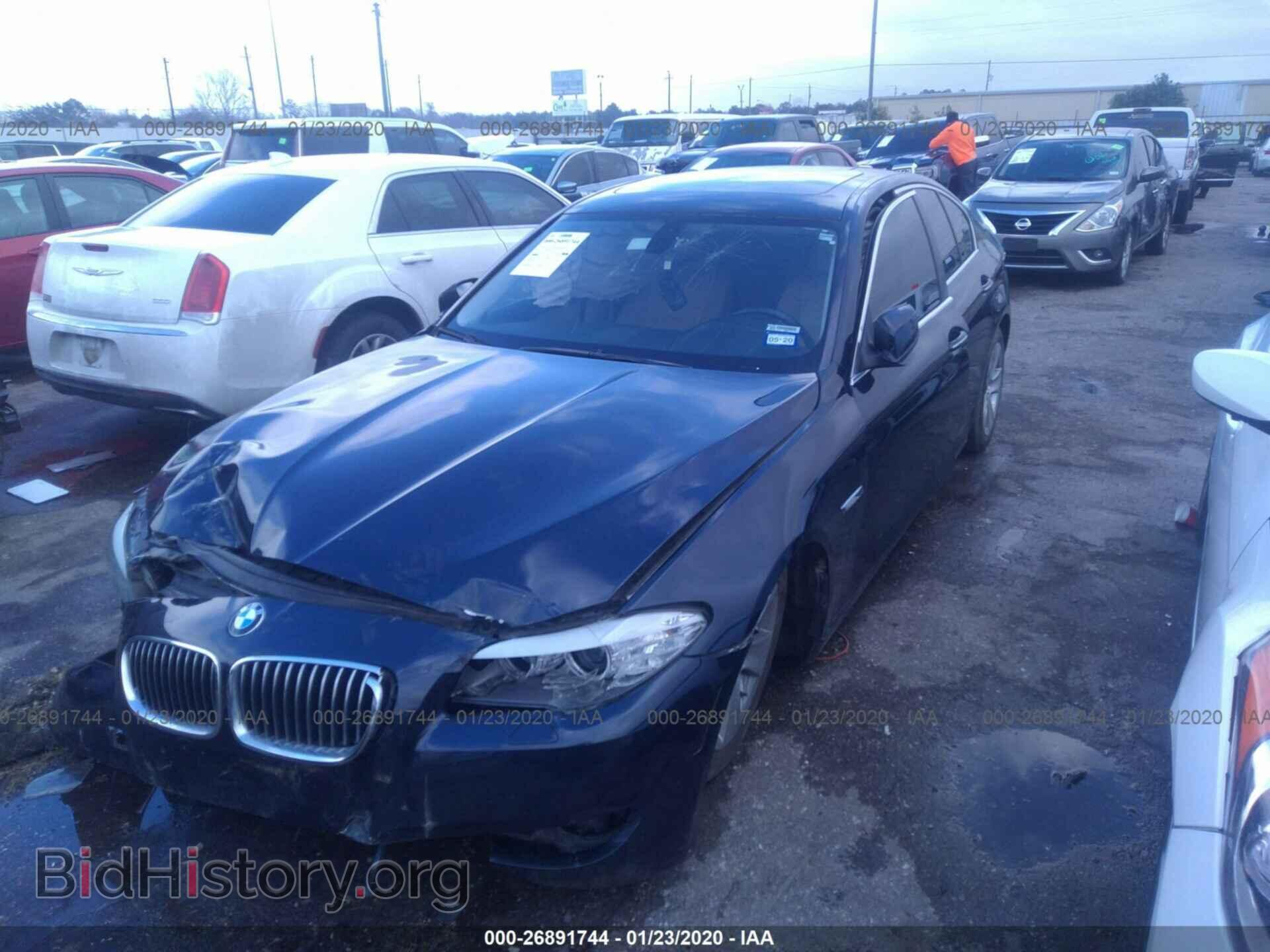 2011 BMW 528 - VIN: WBAFR1C59BC748287 - Фото 2