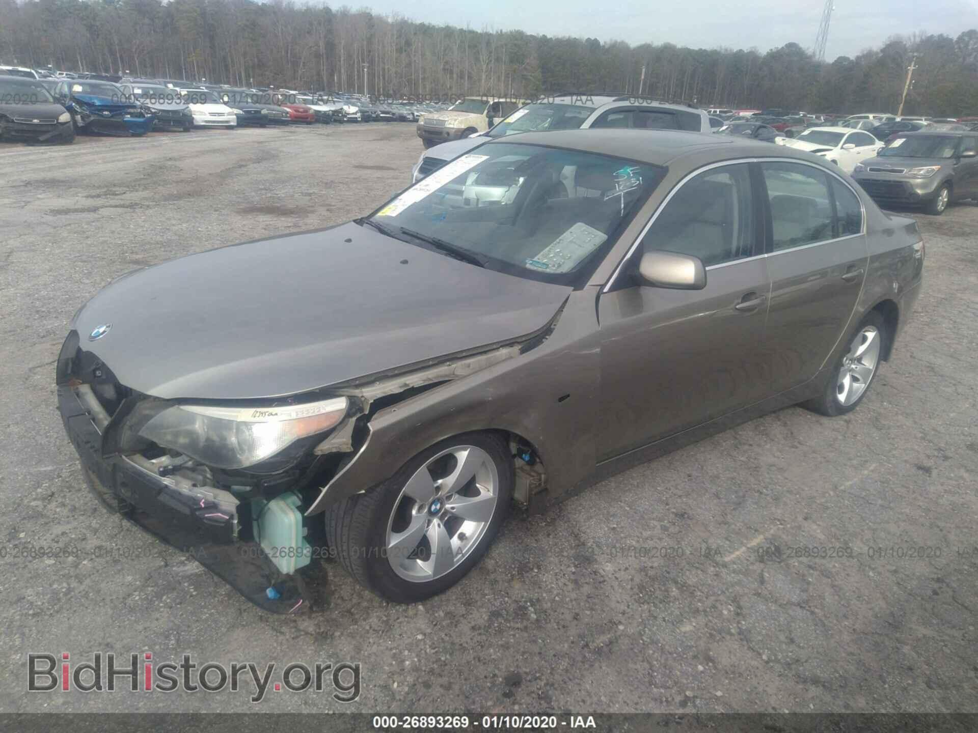 2007 BMW 530 - VIN: WBANE73567CM49082 - Фото 2