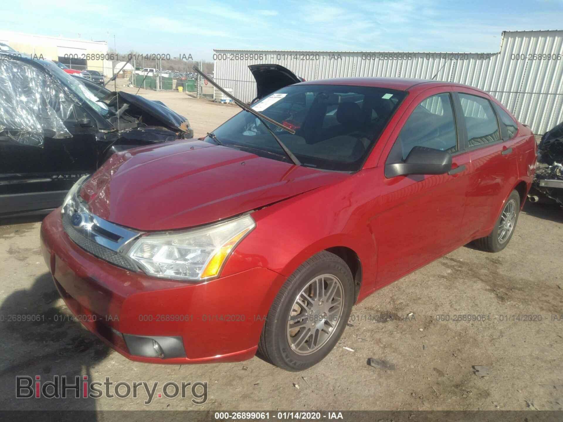 2011 FORD FOCUS - VIN: 1FAHP3FN8BW102817 - Фото 2