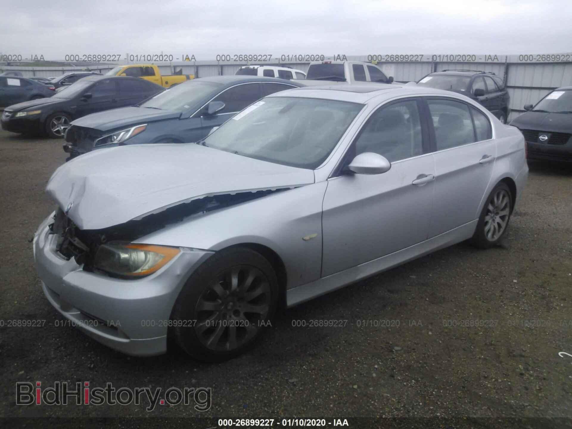 2006 BMW 330 - VIN: WBAVB33526KR73576 - Фото 2