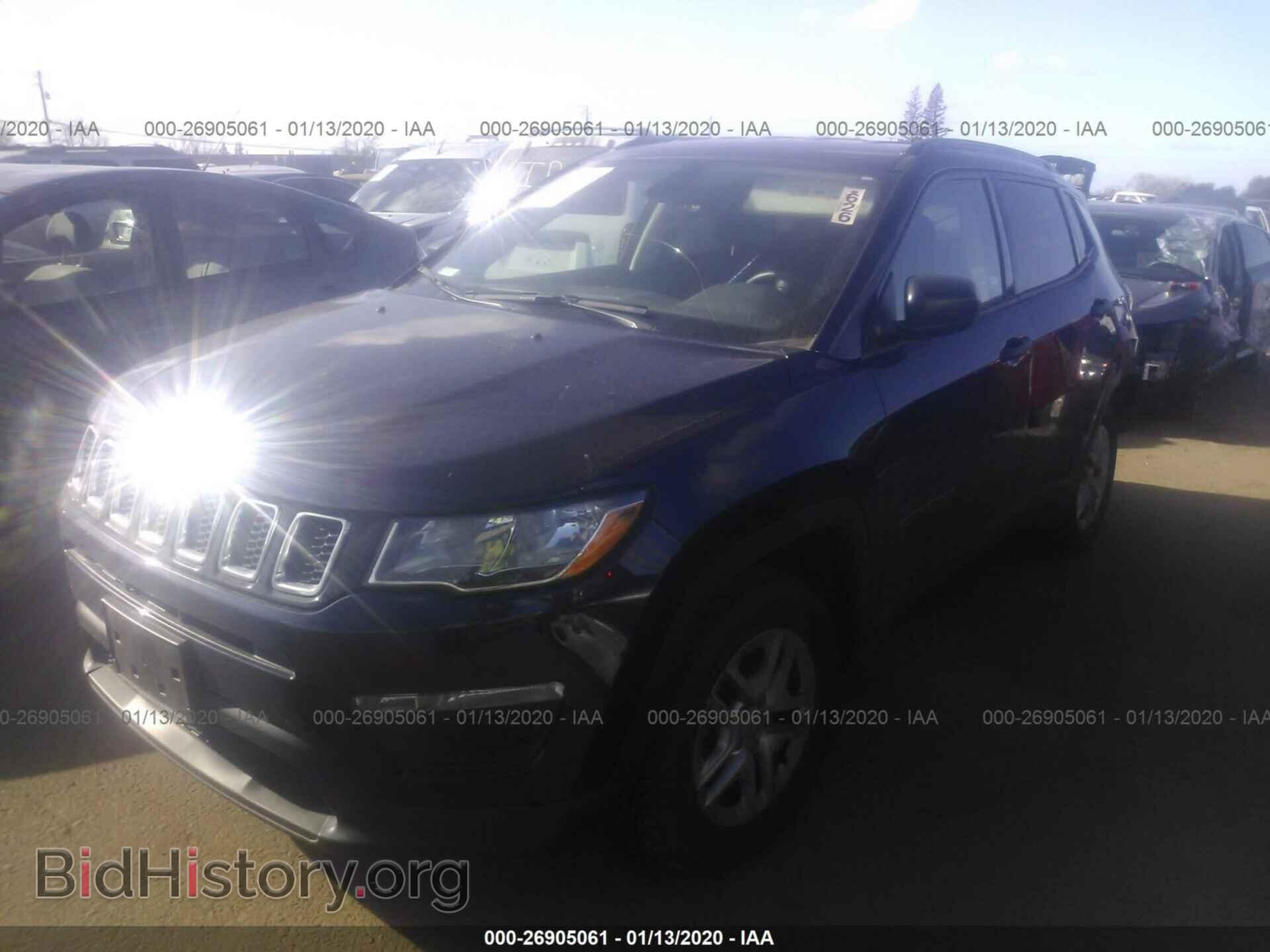 2018 JEEP COMPASS - VIN: 3C4NJCAB9JT123028 - Фото 2