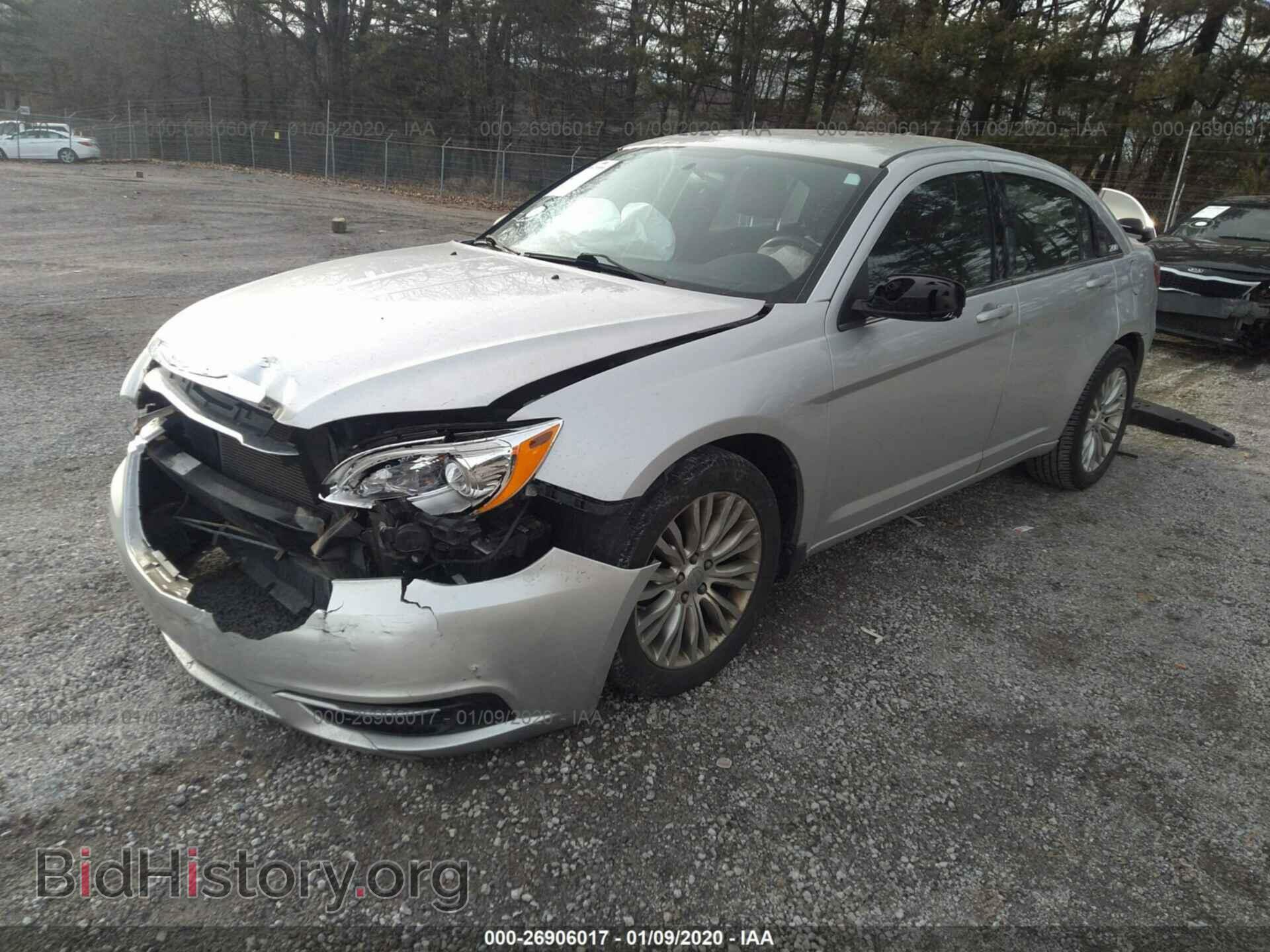 2012 CHRYSLER 200 - VIN: 1C3CCBAB2CN155340 - Photo 2