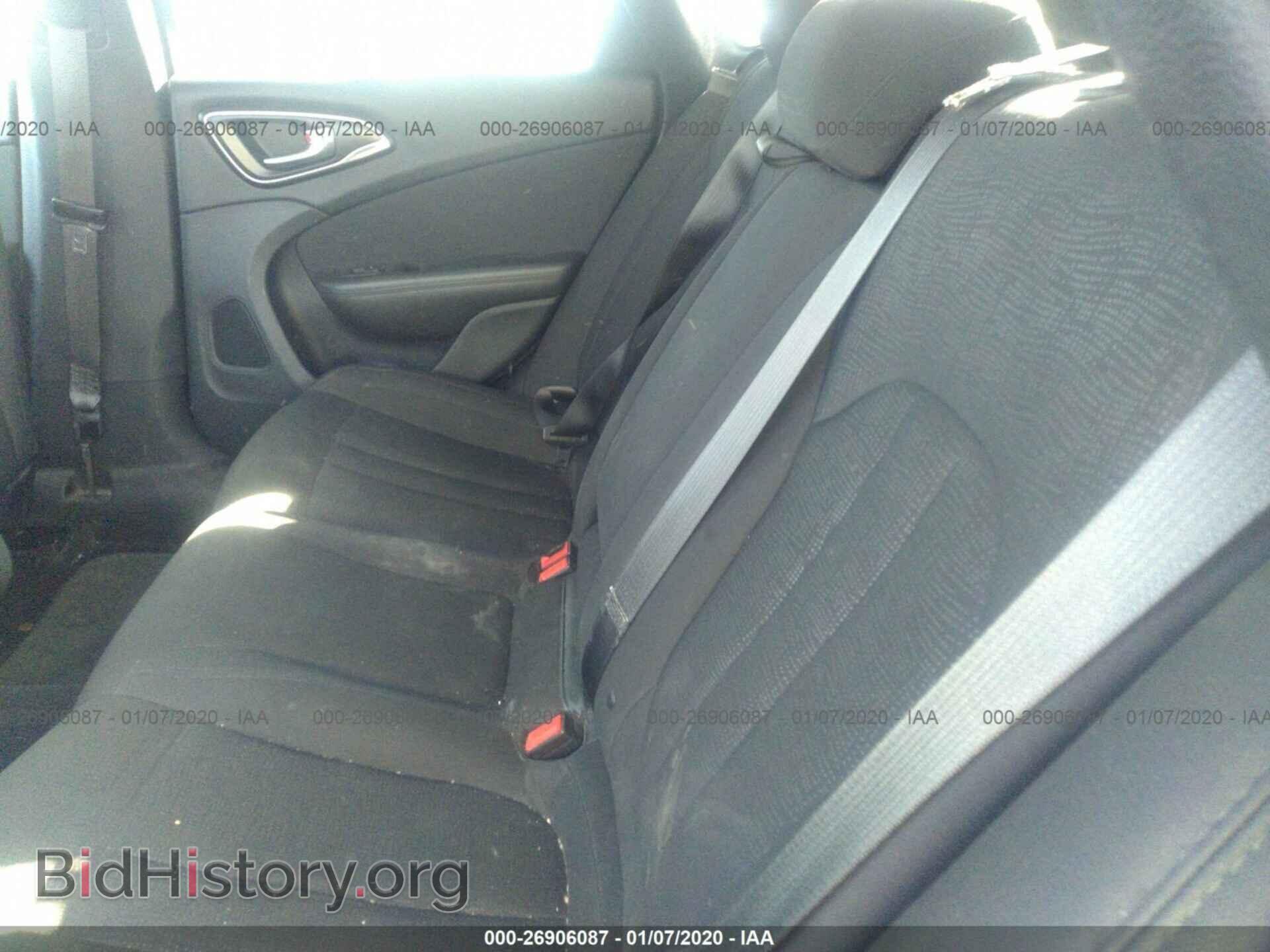 2016 CHRYSLER 200 - VIN: 1C3CCCAB1GN101782 - Фото 8