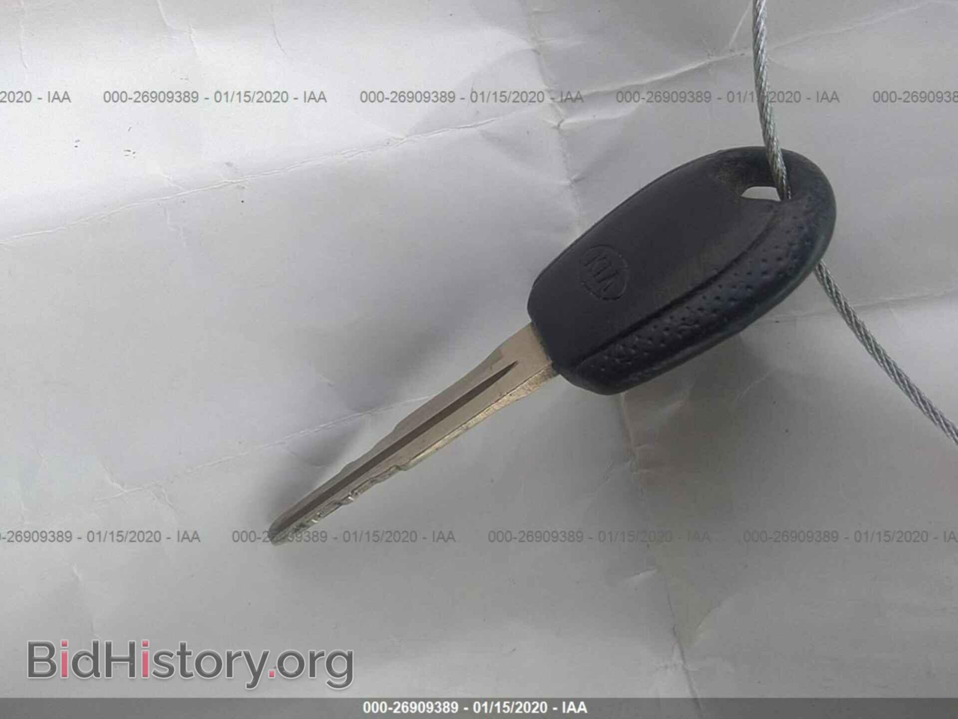 2005 KIA OPTIMA - VIN: KNAGD126855382375 - Фото 11