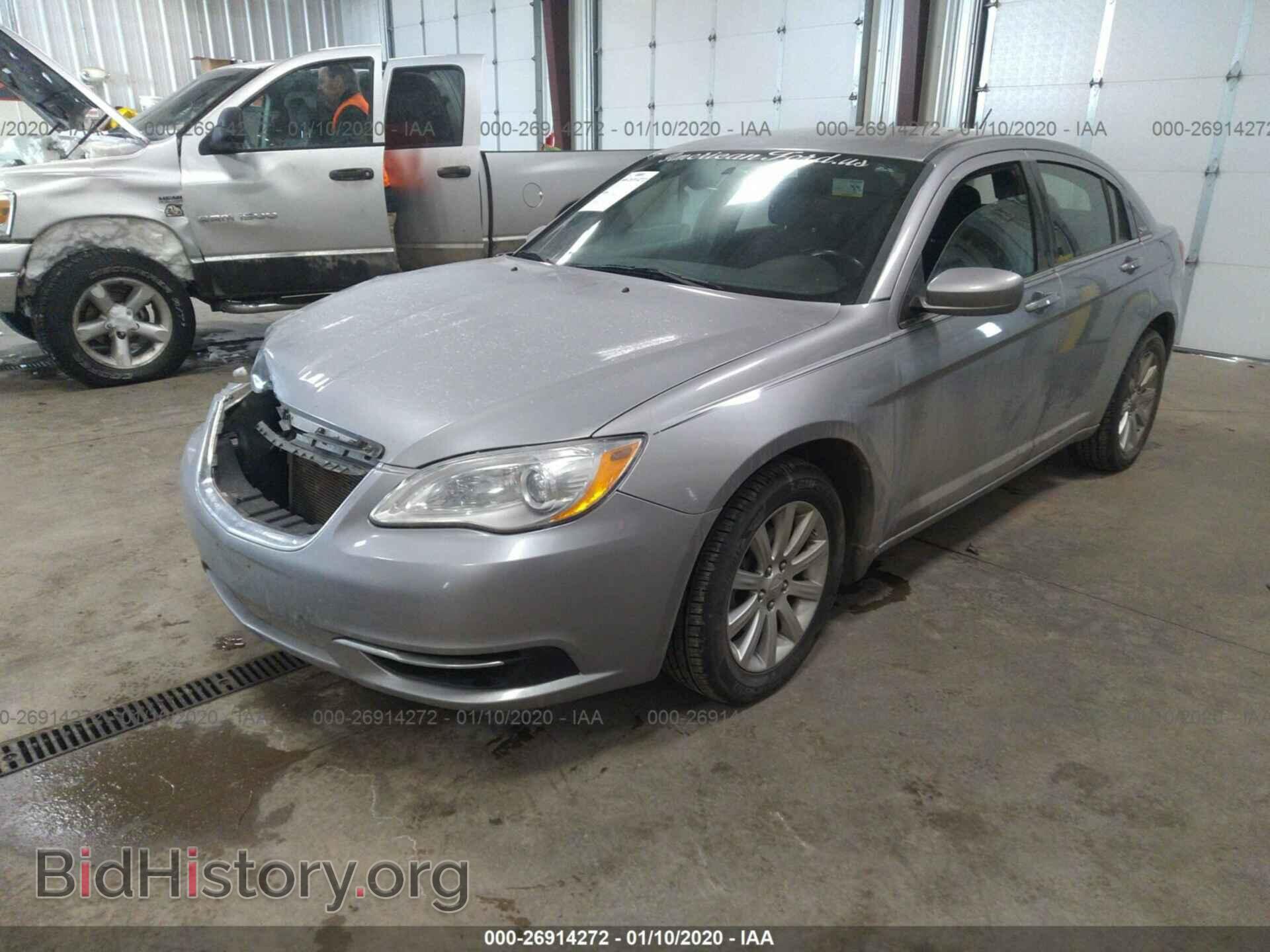 2013 CHRYSLER 200 - VIN: 1C3CCBBB2DN618190 - Photo 2