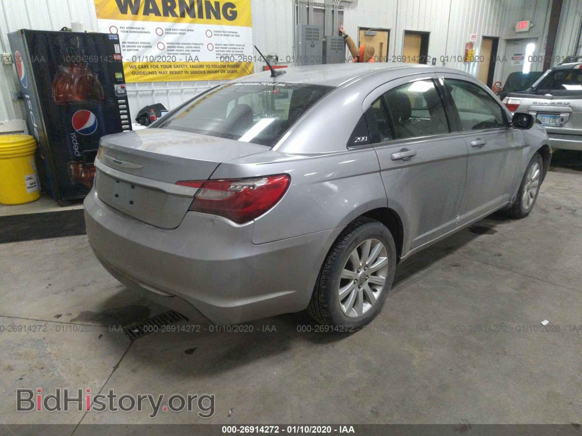 2013 CHRYSLER 200 - VIN: 1C3CCBBB2DN618190 - Photo 4