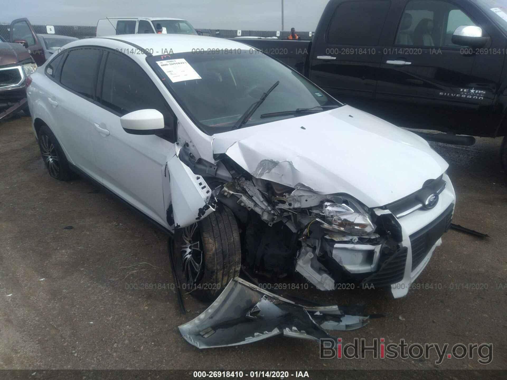 Photo 1FAHP3F21CL167422 - FORD FOCUS 2012