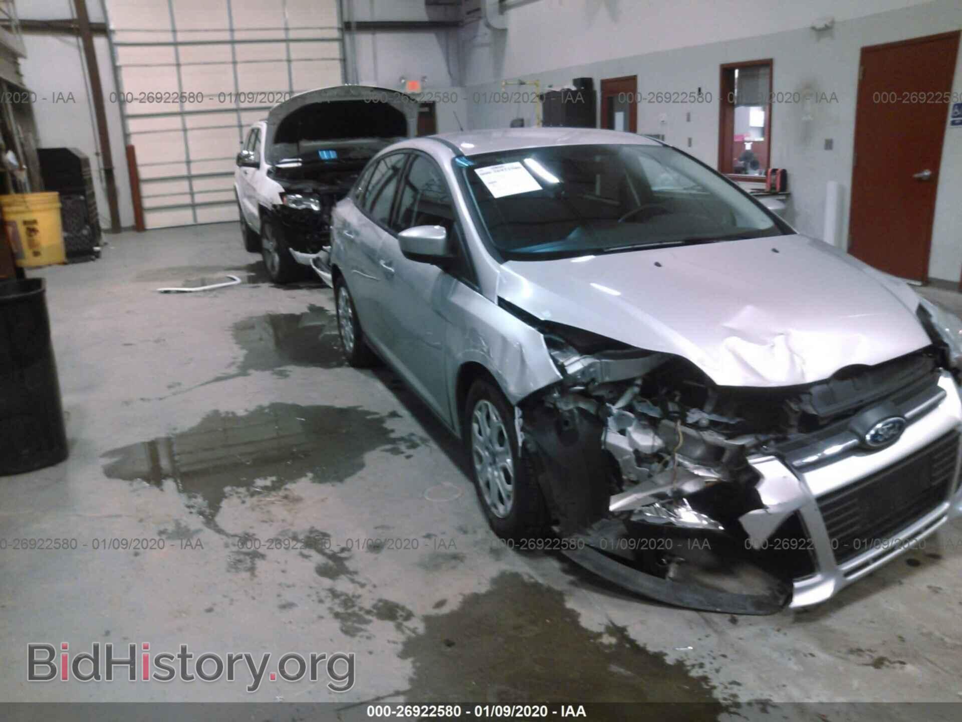 Photo 1FAHP3F28CL313623 - FORD FOCUS 2012
