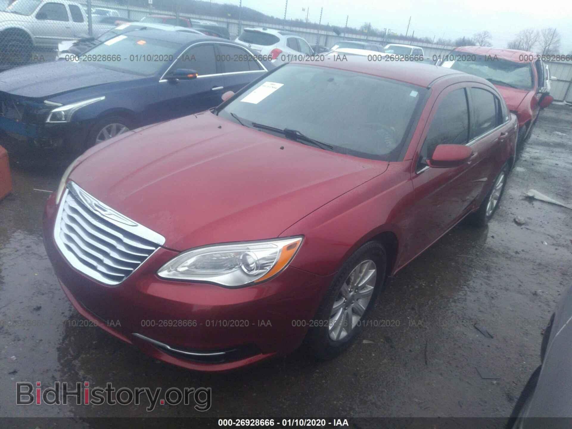 2011 CHRYSLER 200 - VIN: 1C3BC1FB2BN514005 - Фото 2