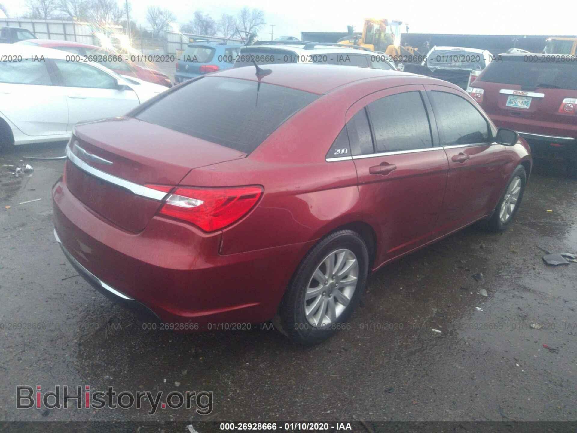 2011 CHRYSLER 200 - VIN: 1C3BC1FB2BN514005 - Фото 4