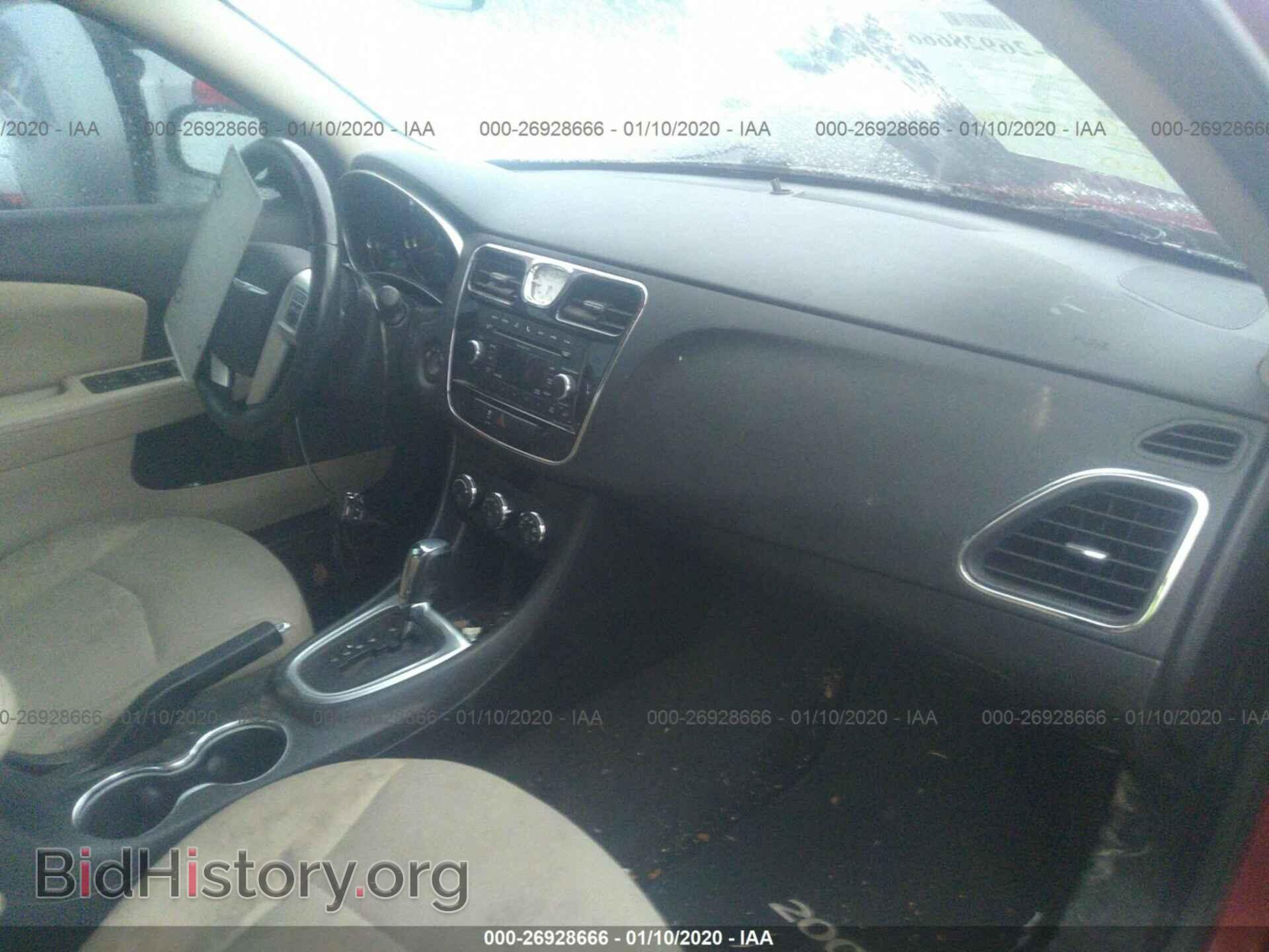 2011 CHRYSLER 200 - VIN: 1C3BC1FB2BN514005 - Фото 5