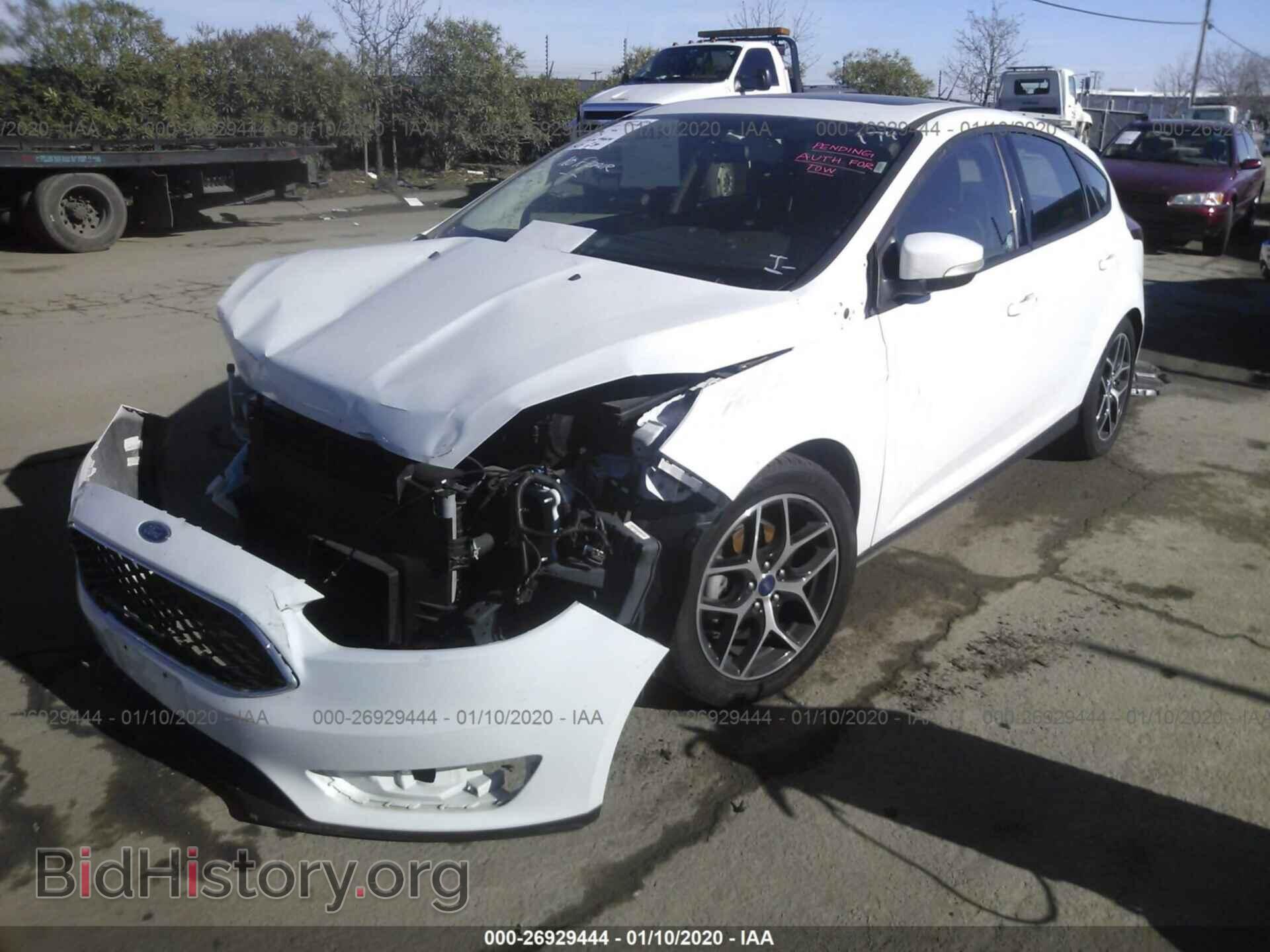 2017 FORD FOCUS - VIN: 1FADP3M23HL247832 - Фото 2