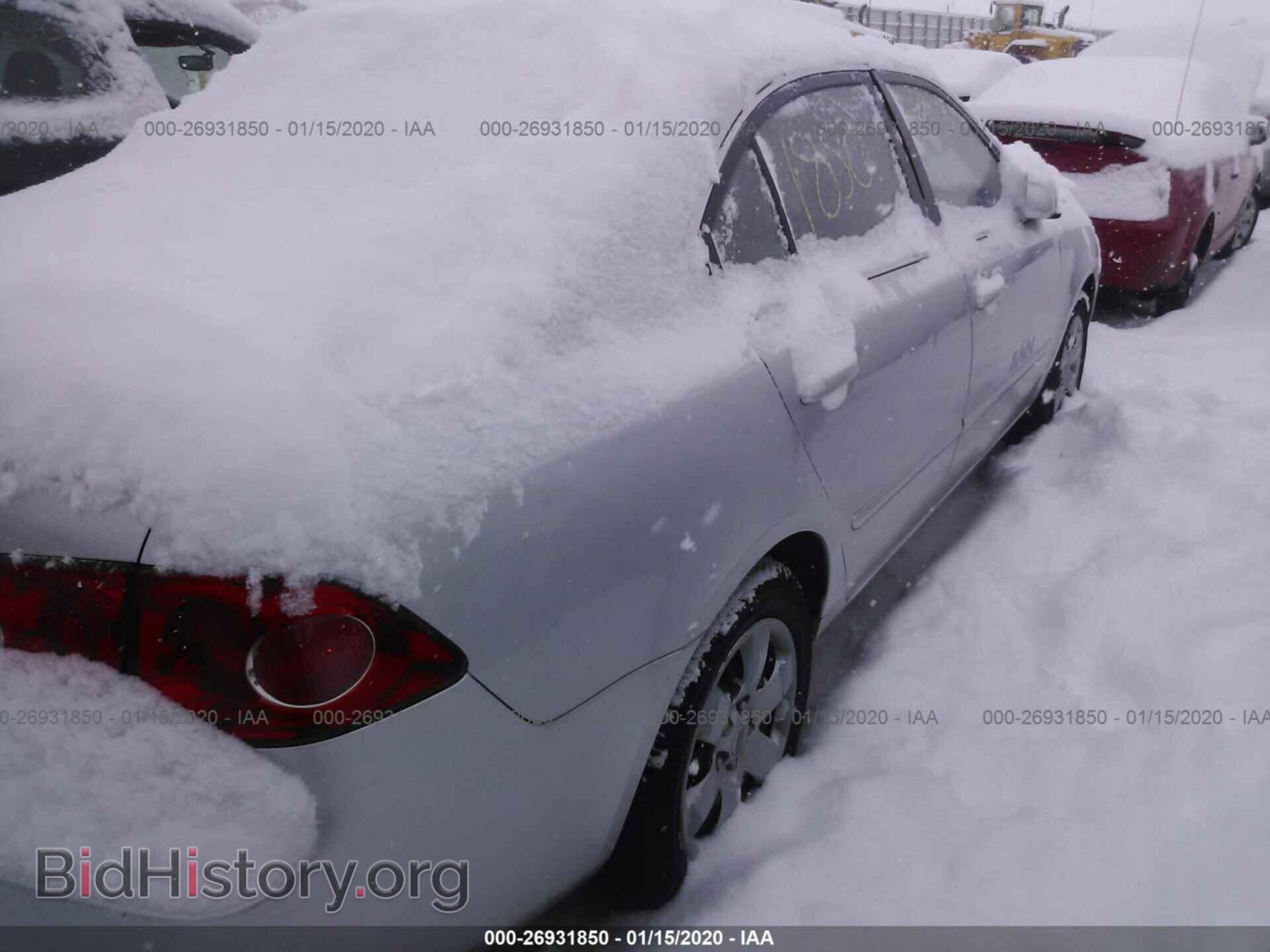 2007 KIA OPTIMA - VIN: KNAGE123775131630 - Фото 4