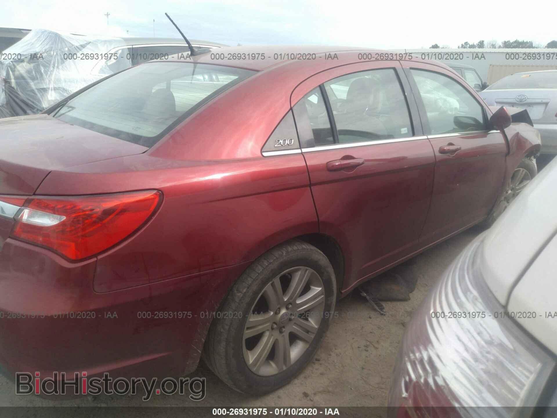 2013 CHRYSLER 200 - VIN: 1C3CCBAB1DN761651 - Фото 4
