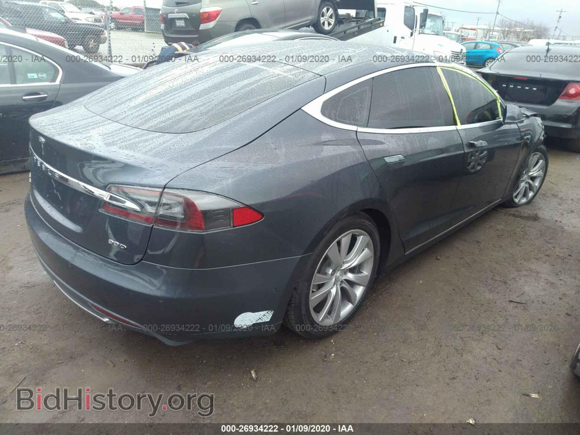 2015 TESLA MODEL S - VIN: 5YJSA1E22FF111990 - Photo 4