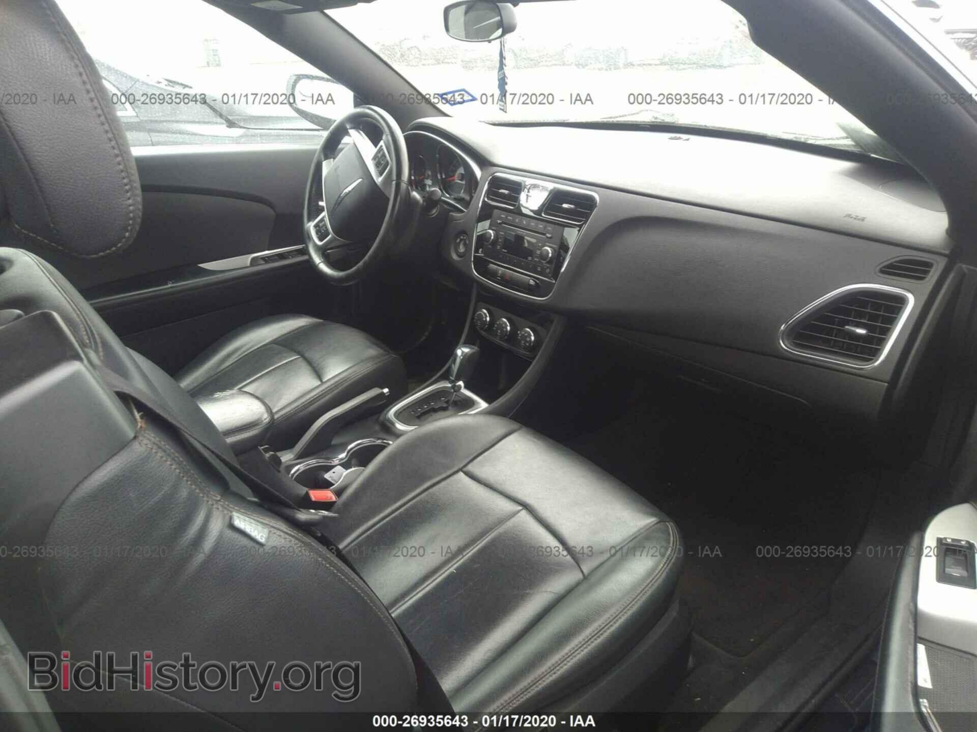 2011 CHRYSLER 200 - VIN: 1C3BC2EB6BN589300 - Фото 5