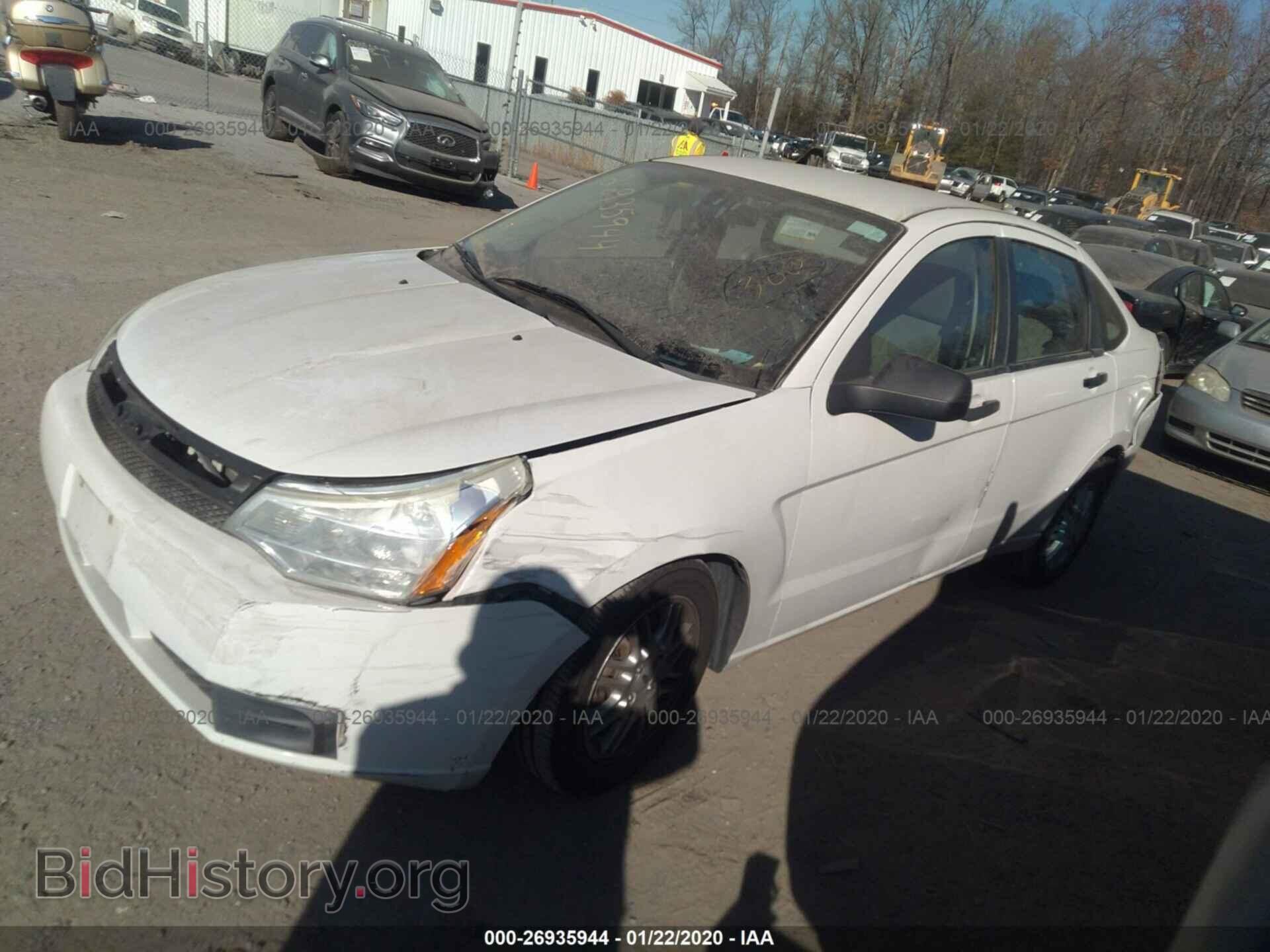 2009 FORD FOCUS - VIN: 1FAHP35N99W126524 - Фото 2