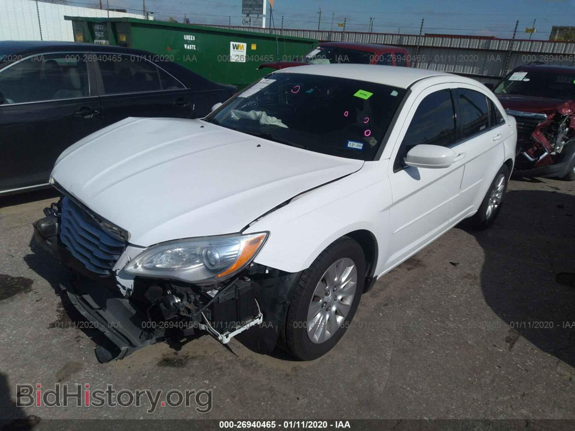 2013 CHRYSLER 200 - VIN: 1C3CCBAB6DN635611 - Photo 2