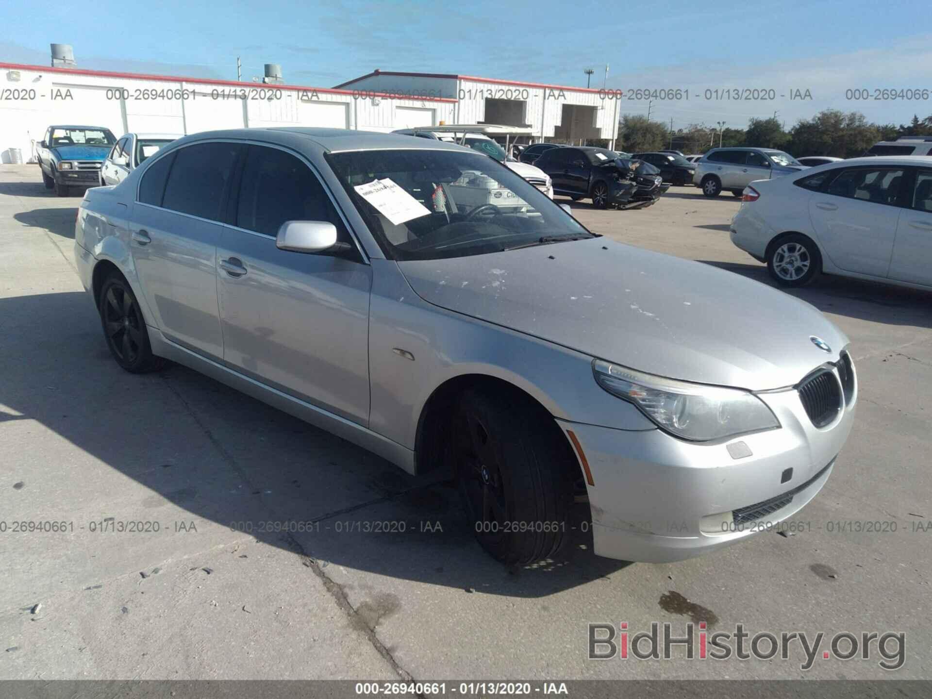 Photo WBANV13558CZ58515 - BMW 528 2008