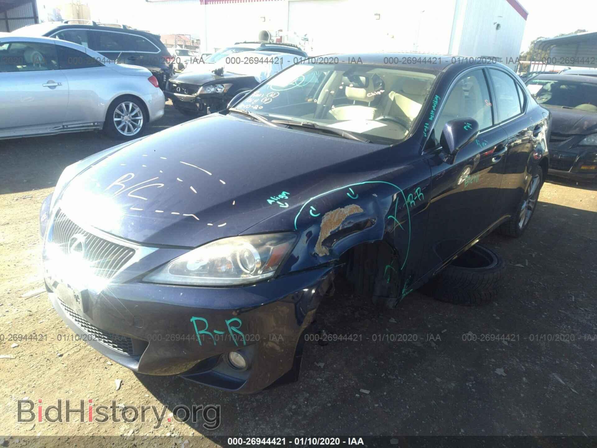 2011 LEXUS IS - VIN: JTHBF5C24B5156810 - Photo 2