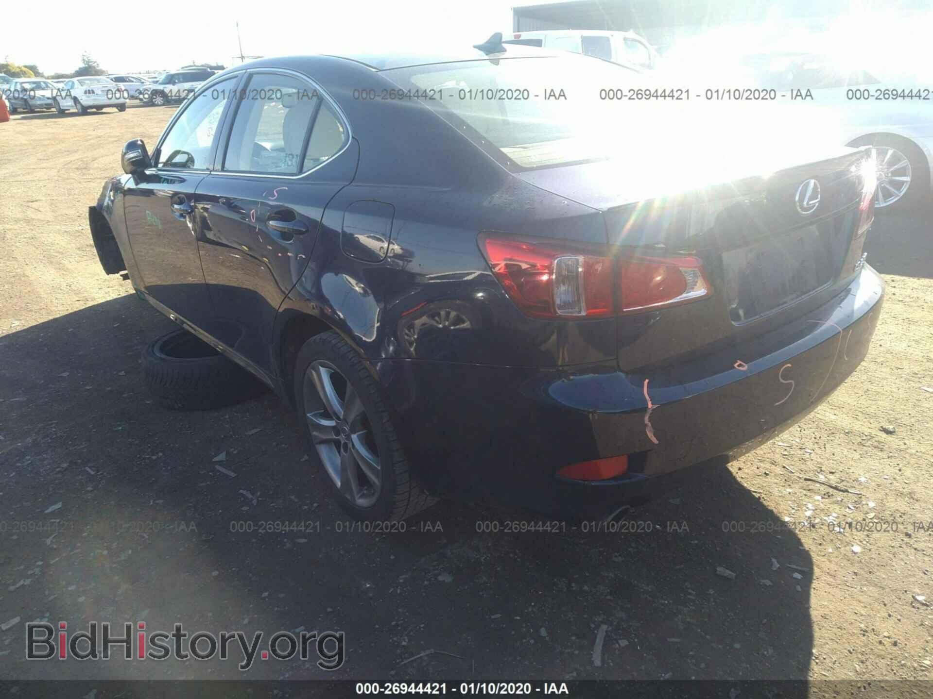 2011 LEXUS IS - VIN: JTHBF5C24B5156810 - Photo 3