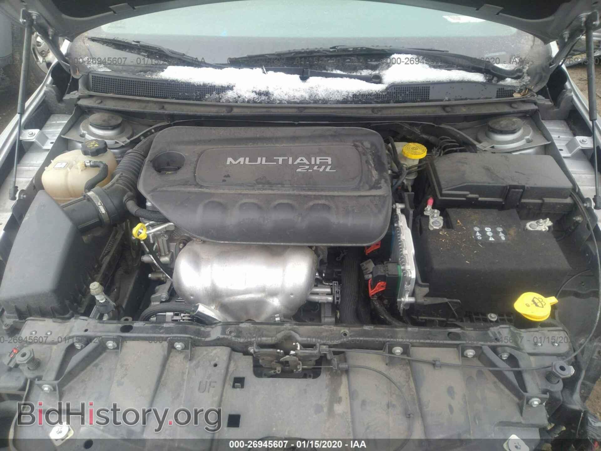 2016 CHRYSLER 200 - VIN: 1C3CCCAB2GN173364 - Фото 10