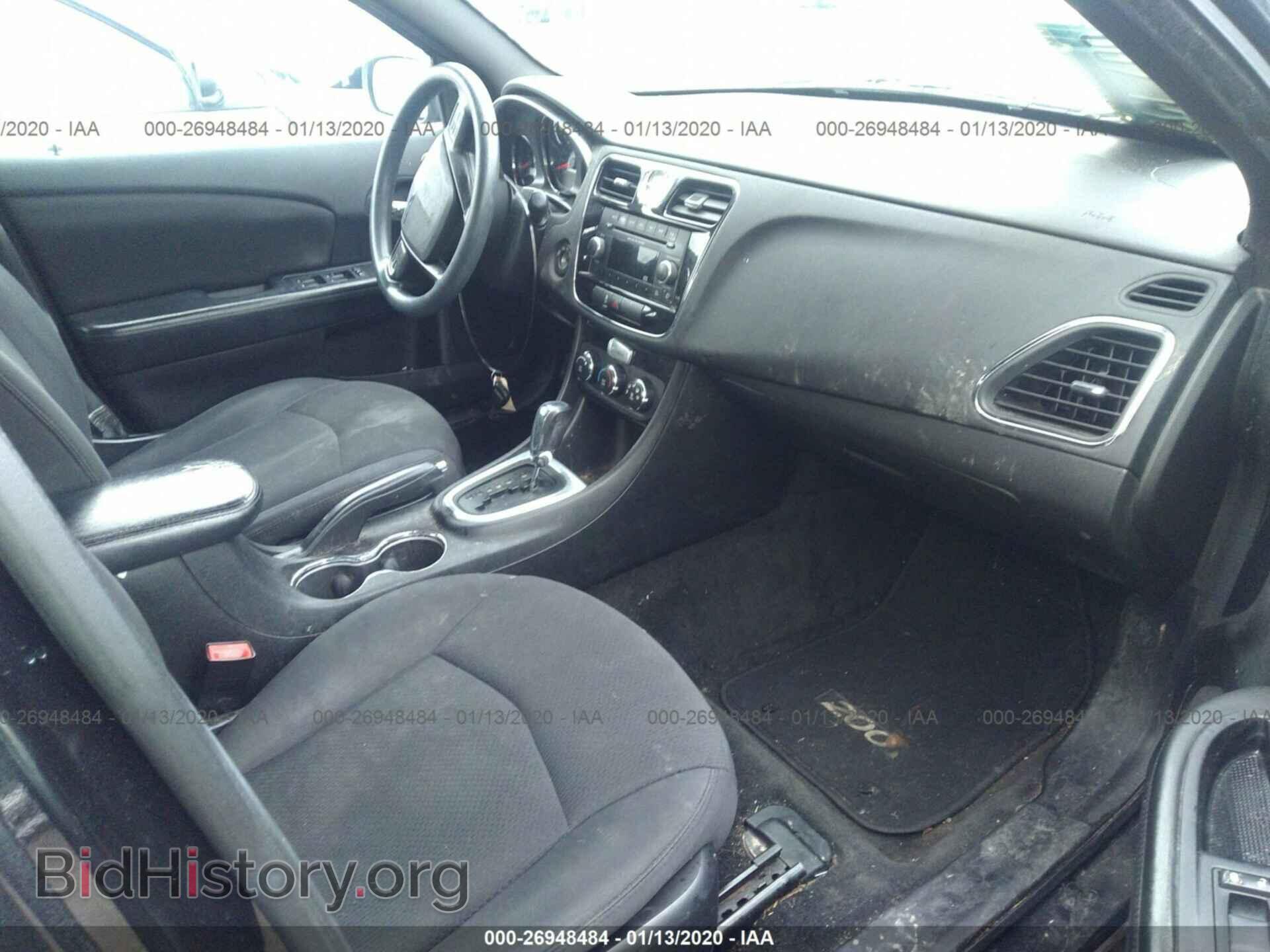 2013 CHRYSLER 200 - VIN: 1C3CCBAB8DN647632 - Photo 5