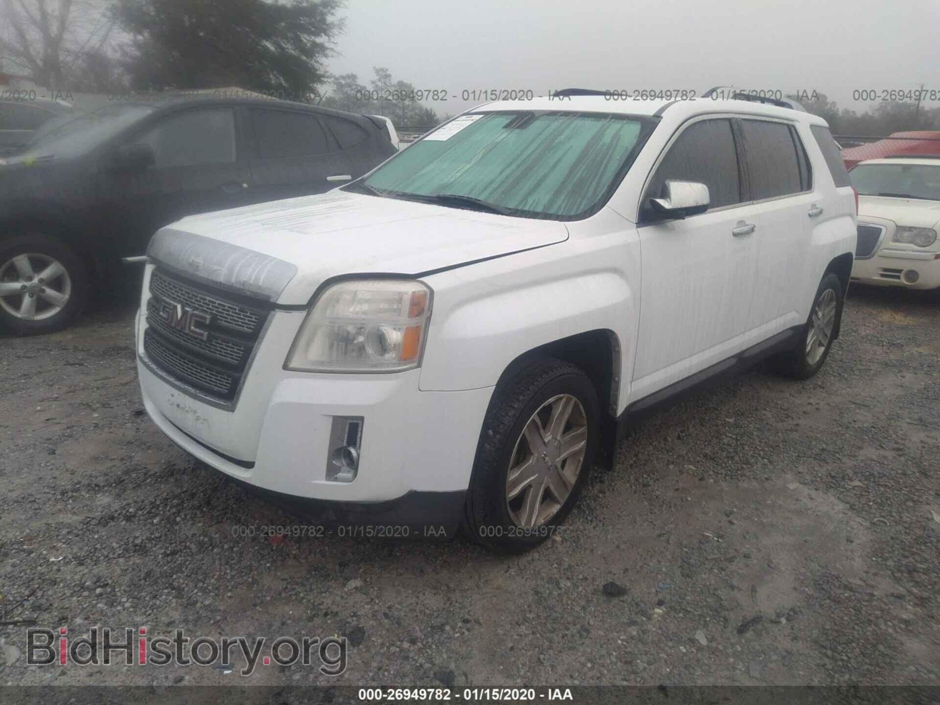 2010 GMC TERRAIN - VIN: 2CTALHEW0A6363256 - Photo 2