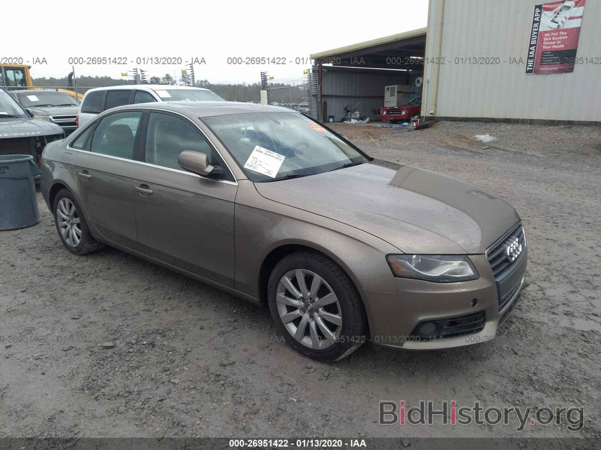 Photo WAUEFAFLXBN032758 - AUDI A4 2011