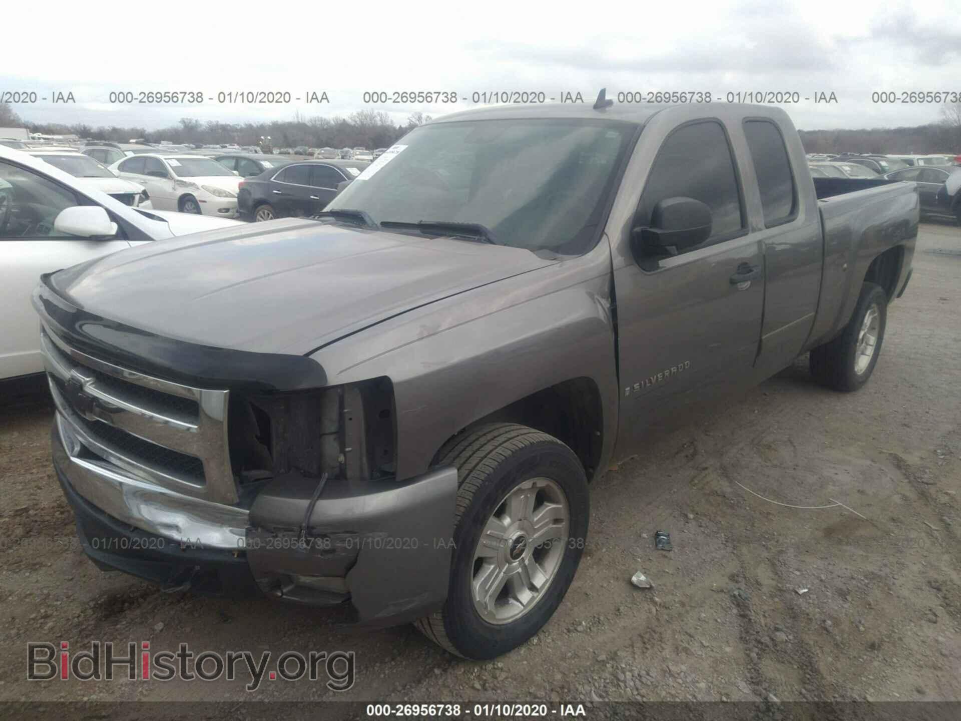 2007 CHEVROLET SILVERADO - VIN: 2GCEC19C871650970 - Photo 2