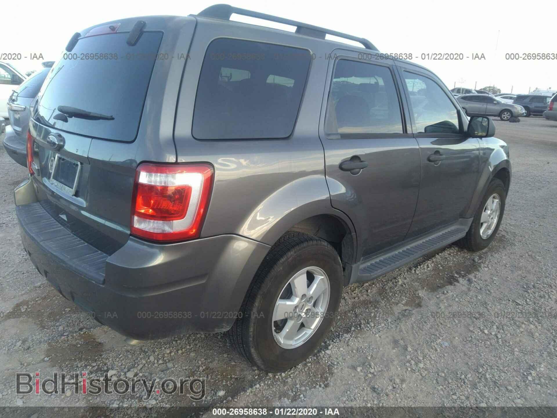 2011 FORD ESCAPE - VIN: 1FMCU0D71BKB13175 - Фото 4