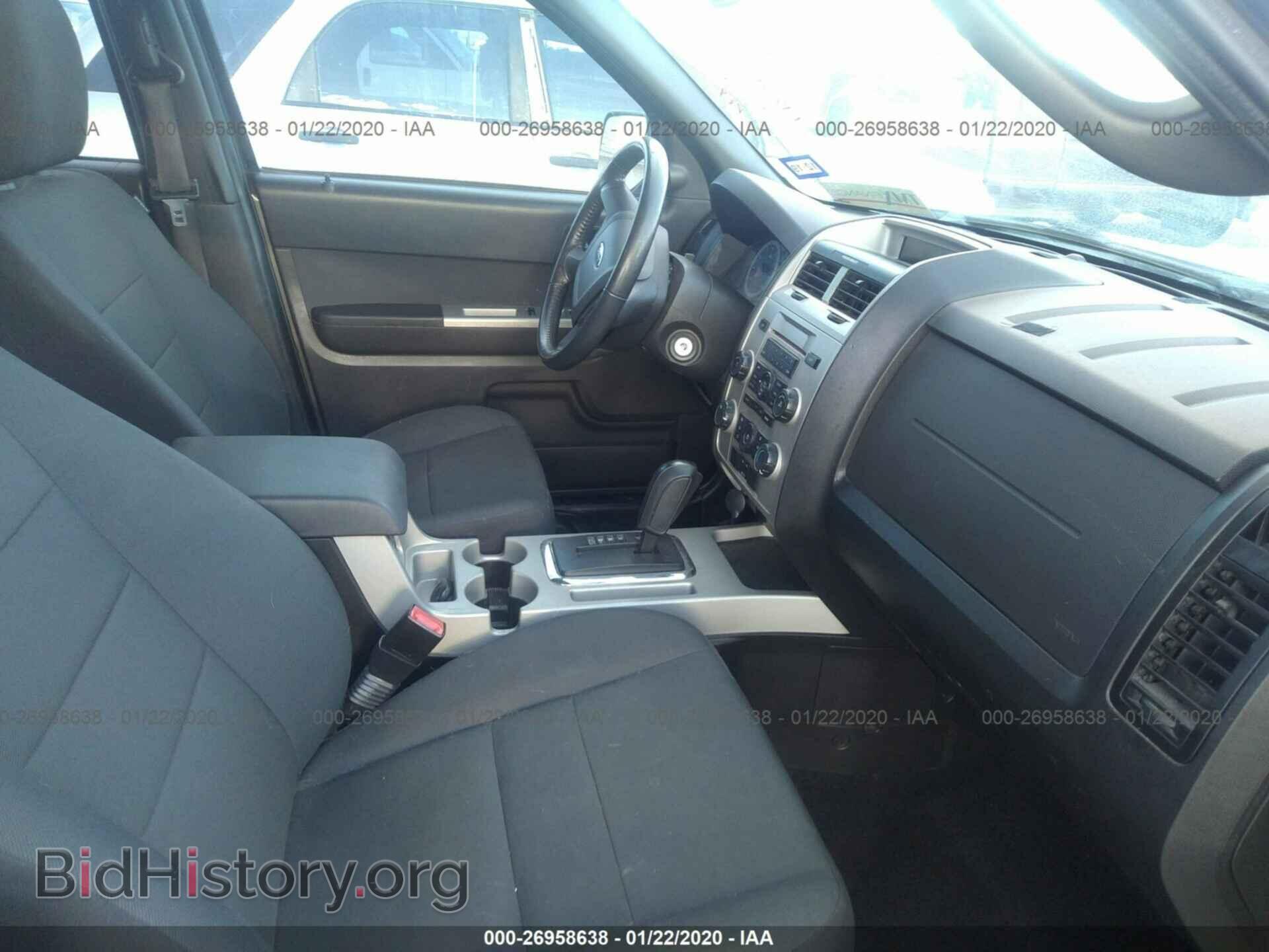 2011 FORD ESCAPE - VIN: 1FMCU0D71BKB13175 - Фото 5