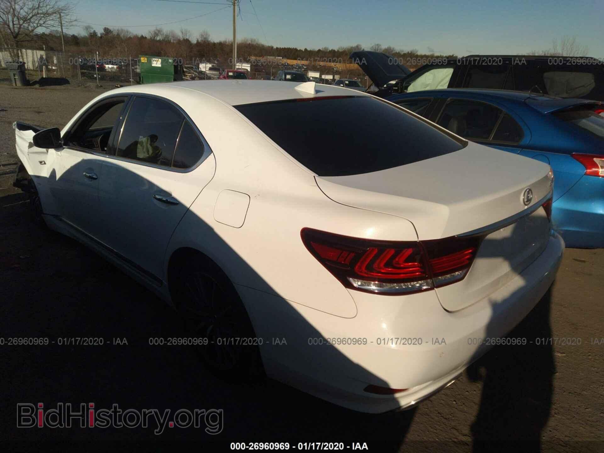 2014 LEXUS LS - VIN: JTHCL5EF4E5020159 - Photo 3